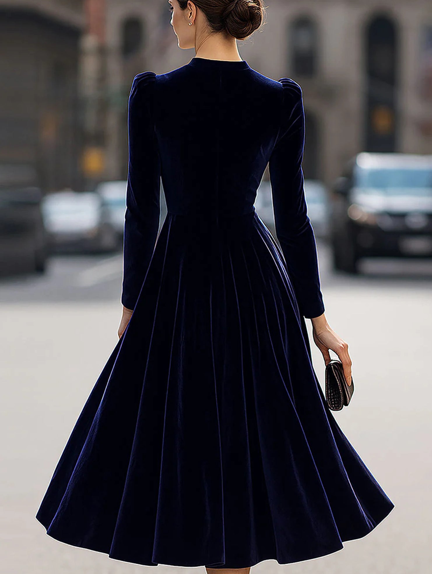 New velvet round neck long-sleeved dress