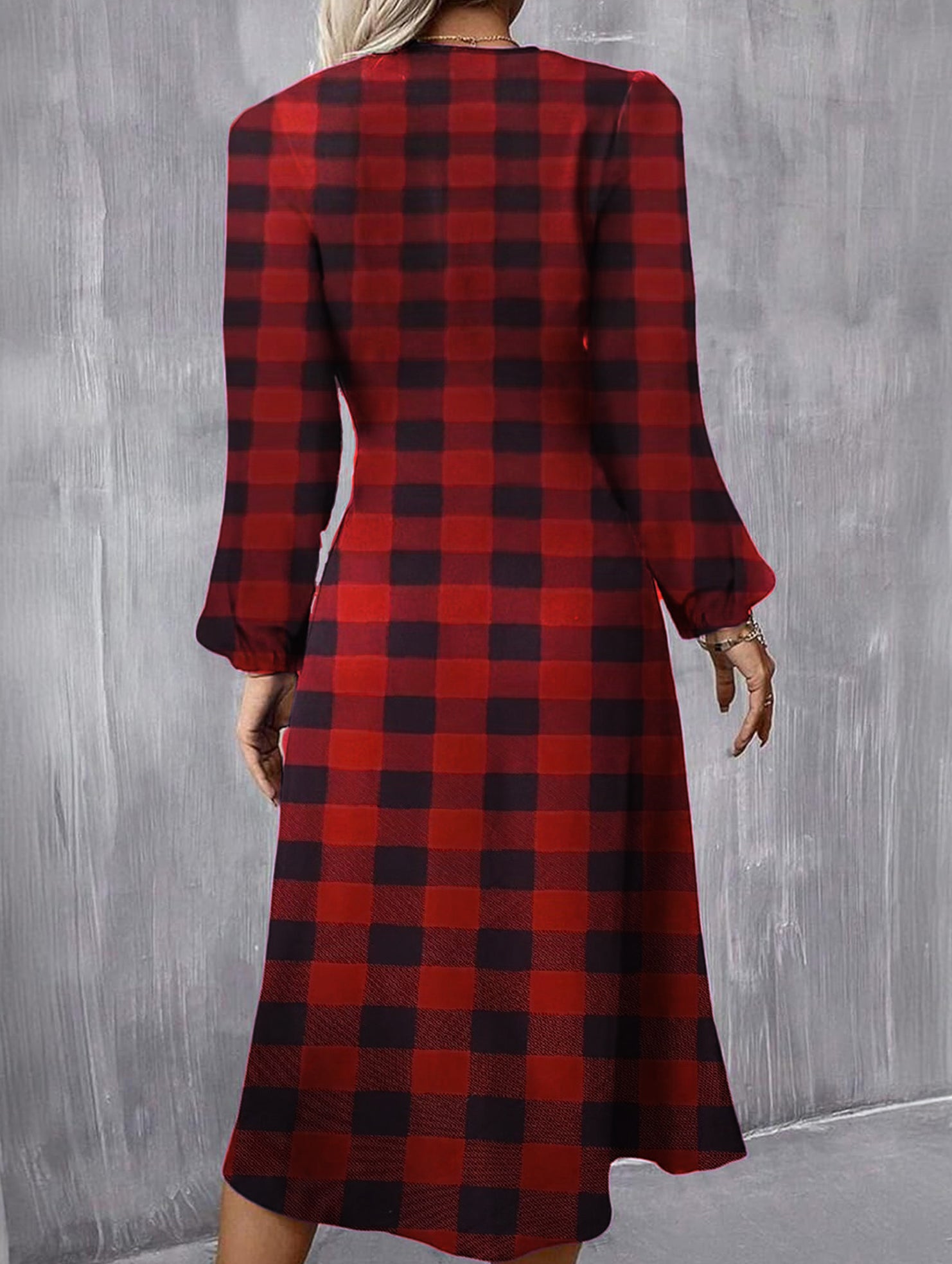 Stylish round neck slim-fit slit dress