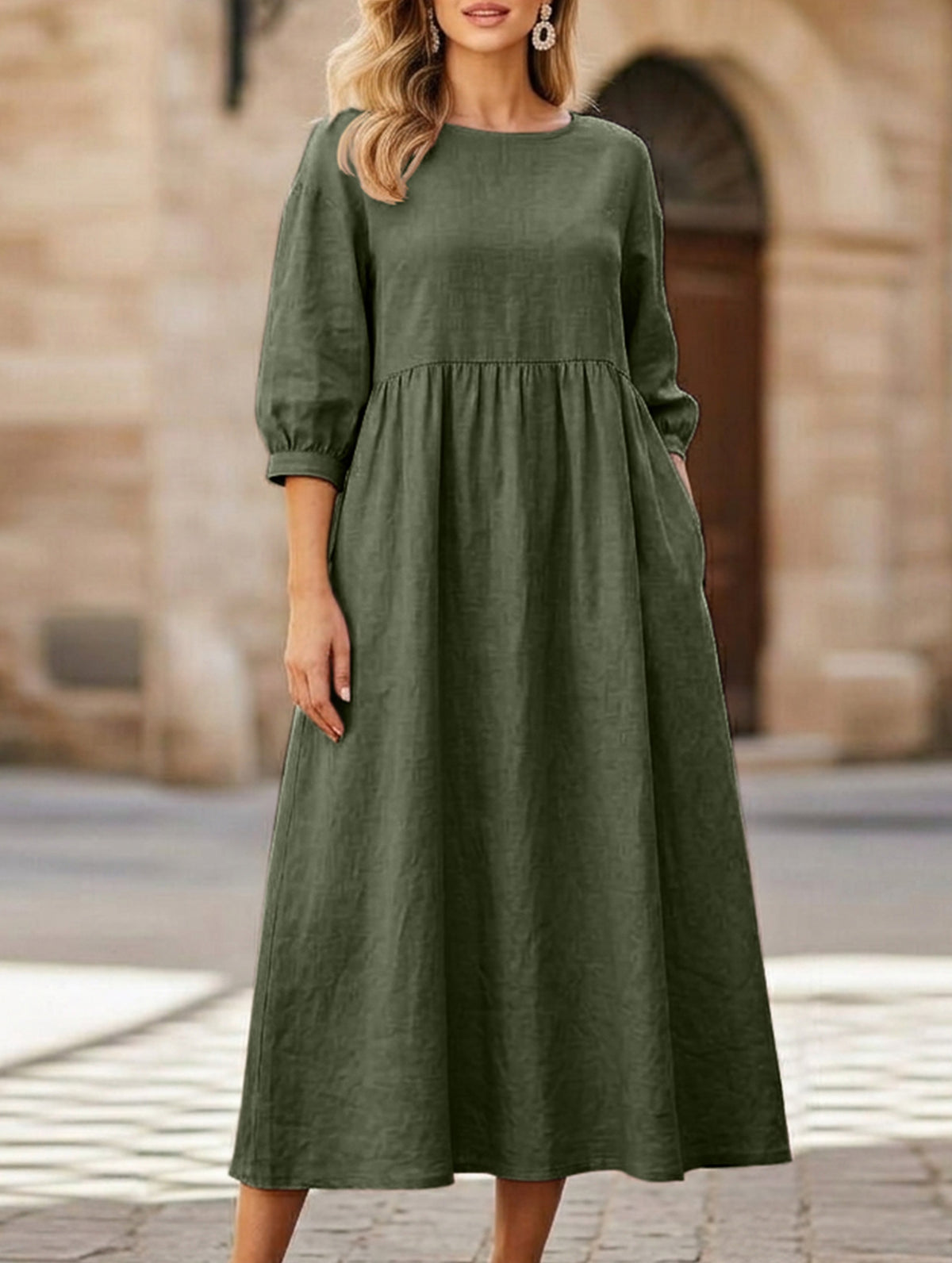 Stylish lantern sleeve loose-fitting dress with pockets