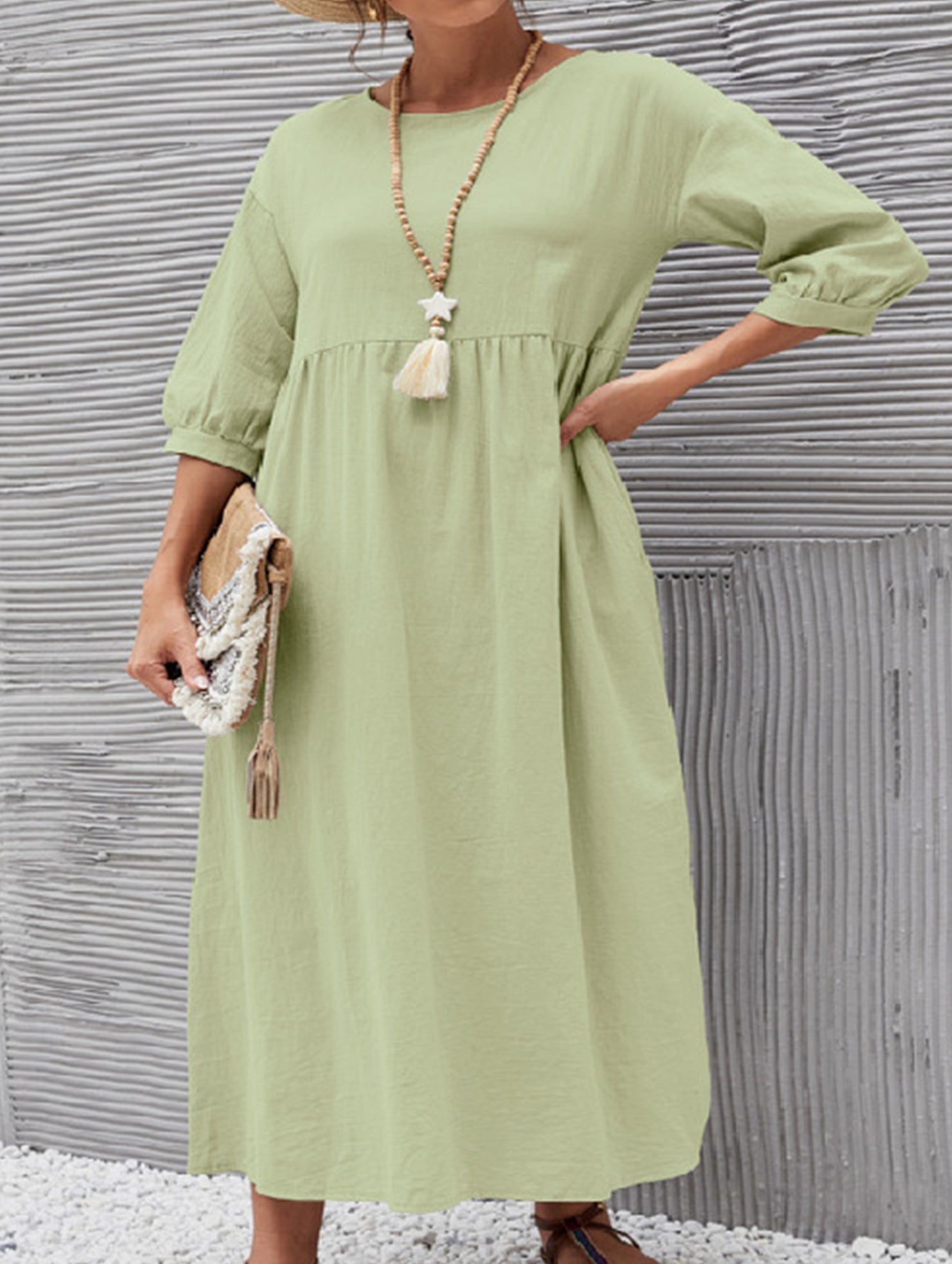Stylish lantern sleeve loose-fitting dress with pockets