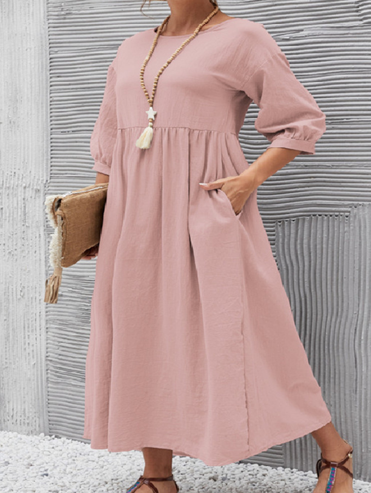 Stylish lantern sleeve loose-fitting dress with pockets