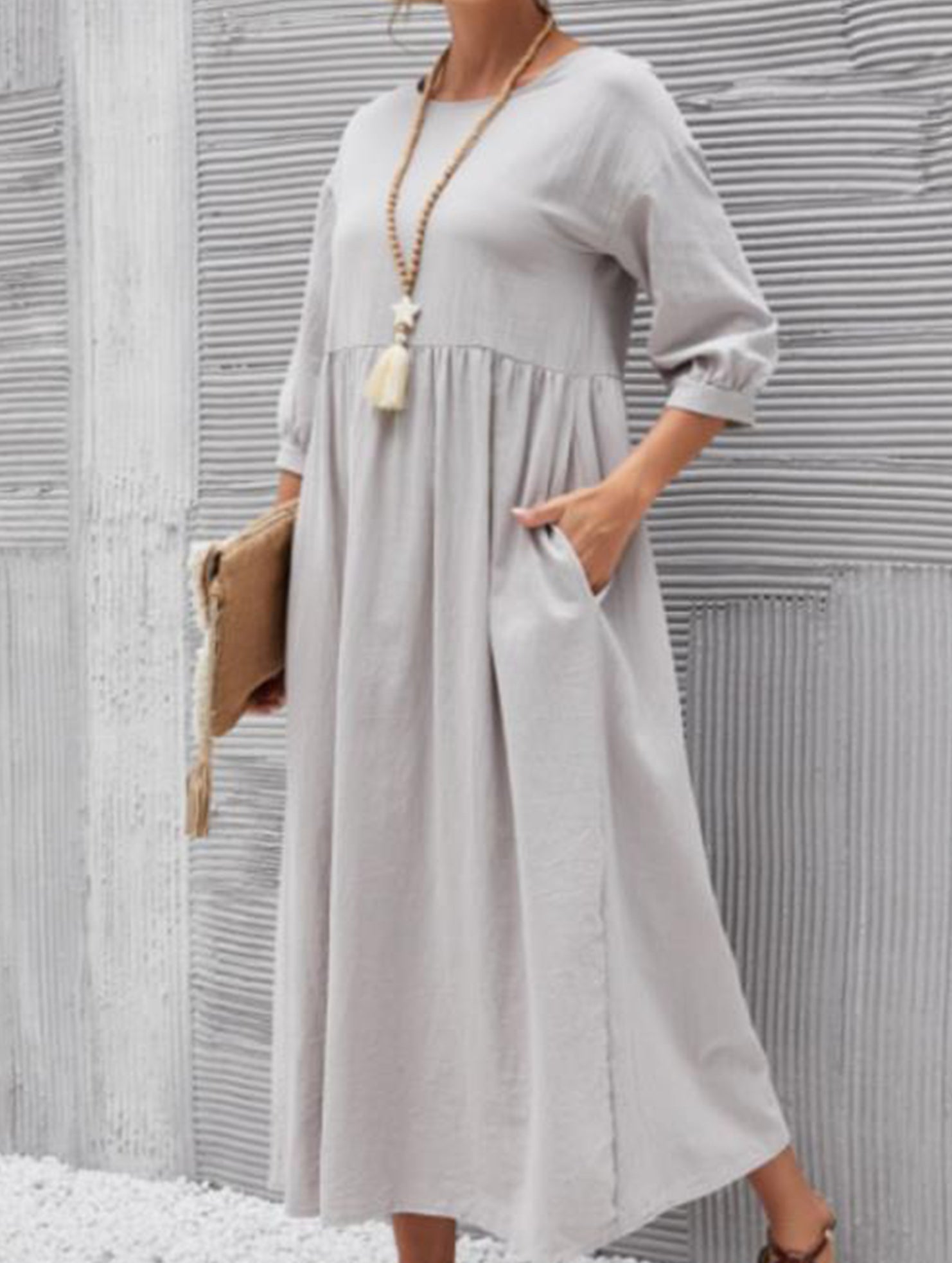 Stylish lantern sleeve loose-fitting dress with pockets