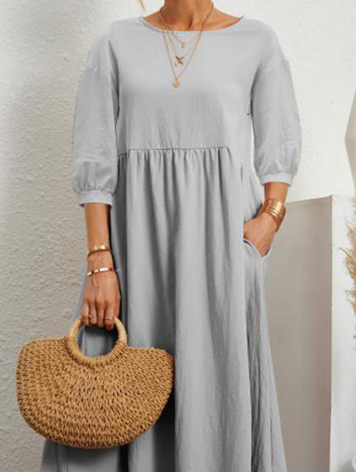 Stylish lantern sleeve loose-fitting dress with pockets