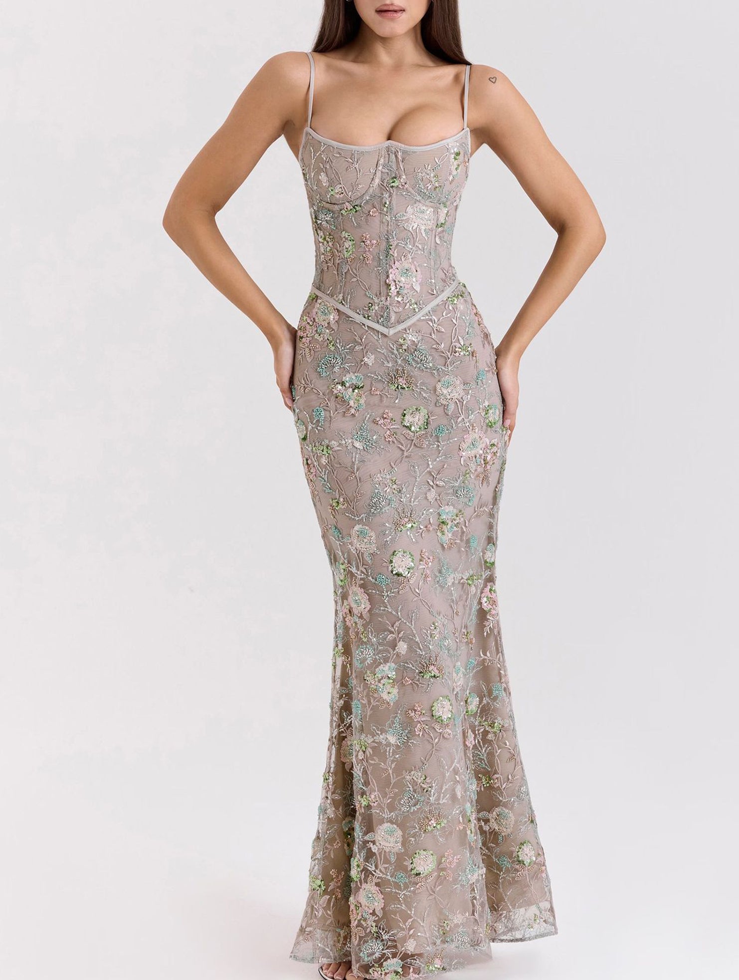 Low Neck Backless Tie Elegant Maxi Dress_CWDMD02023