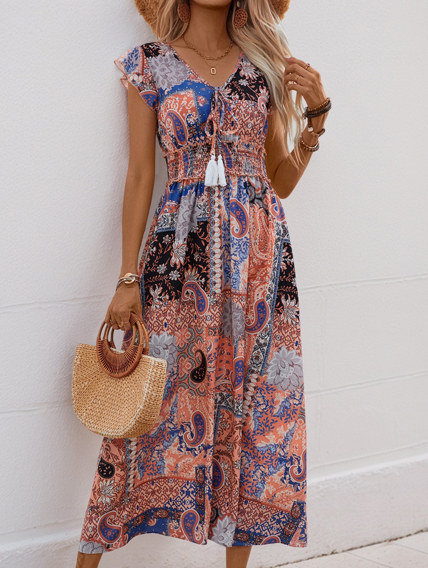 Resort-style midi dress with paisley floral print_CWDMD02043