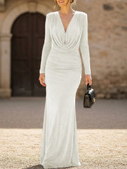 Slim-fit elegant V-neck dress for women_CWDMD02158