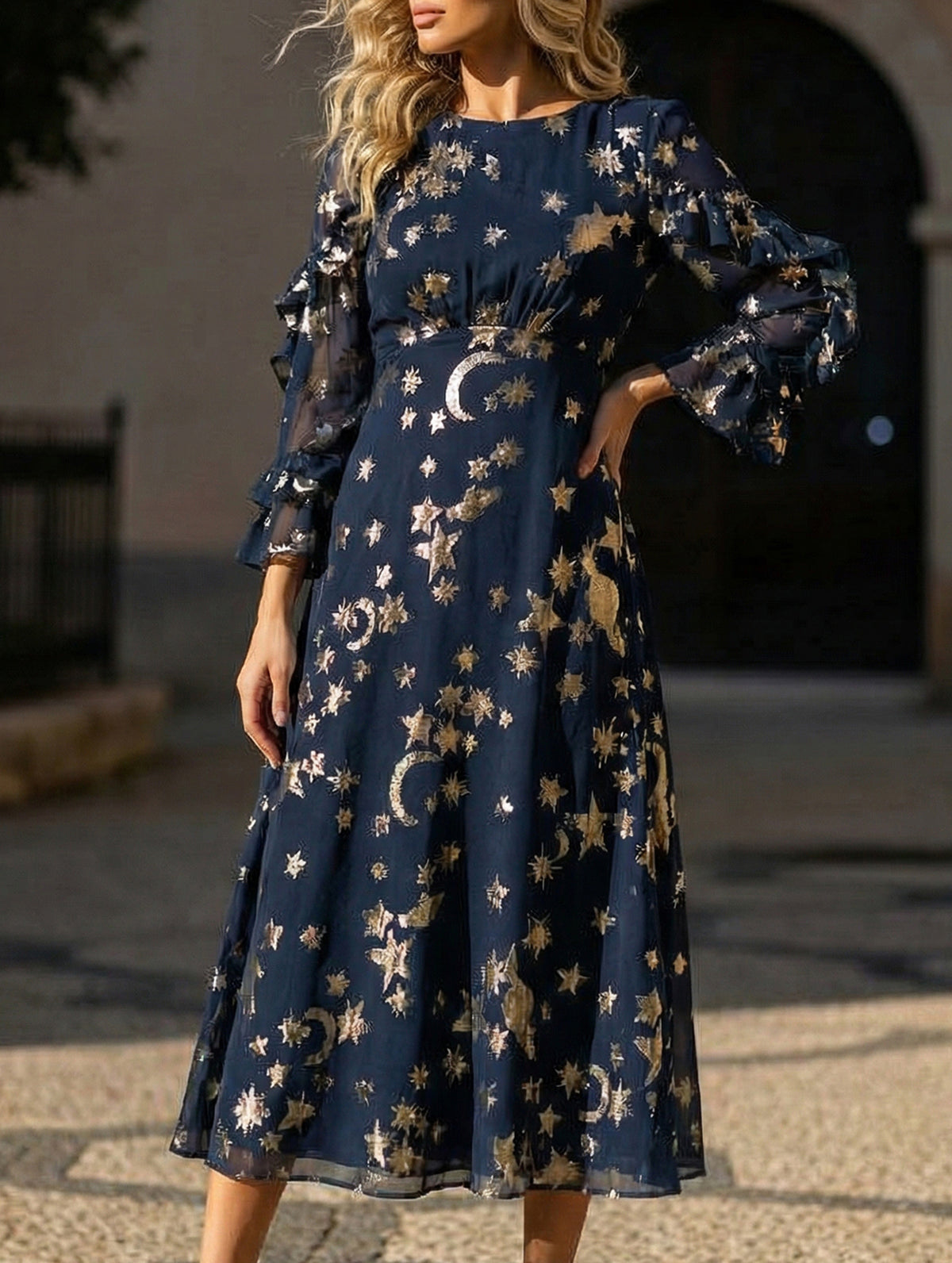Vintage Printed Black Bell Sleeve Dress_CWDMD02238