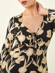 Printed V Neck Tie Waist Midi Dress_CWDMD02275