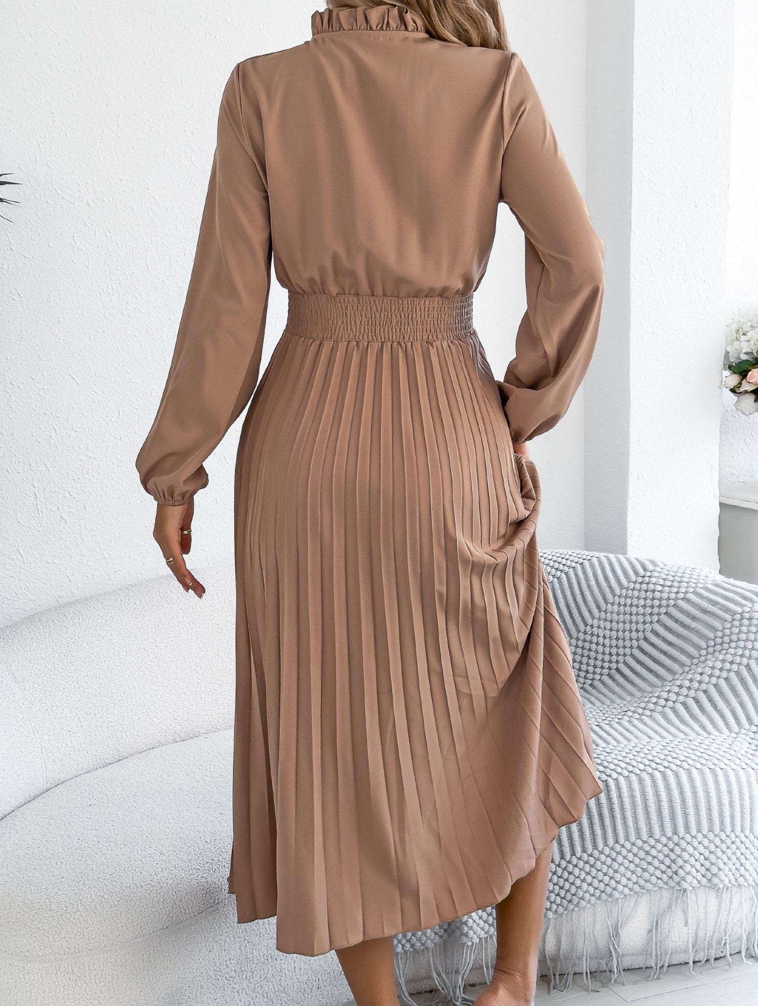 Tie Waist Lantern Sleeve Pleated Dress_CWDMD02372