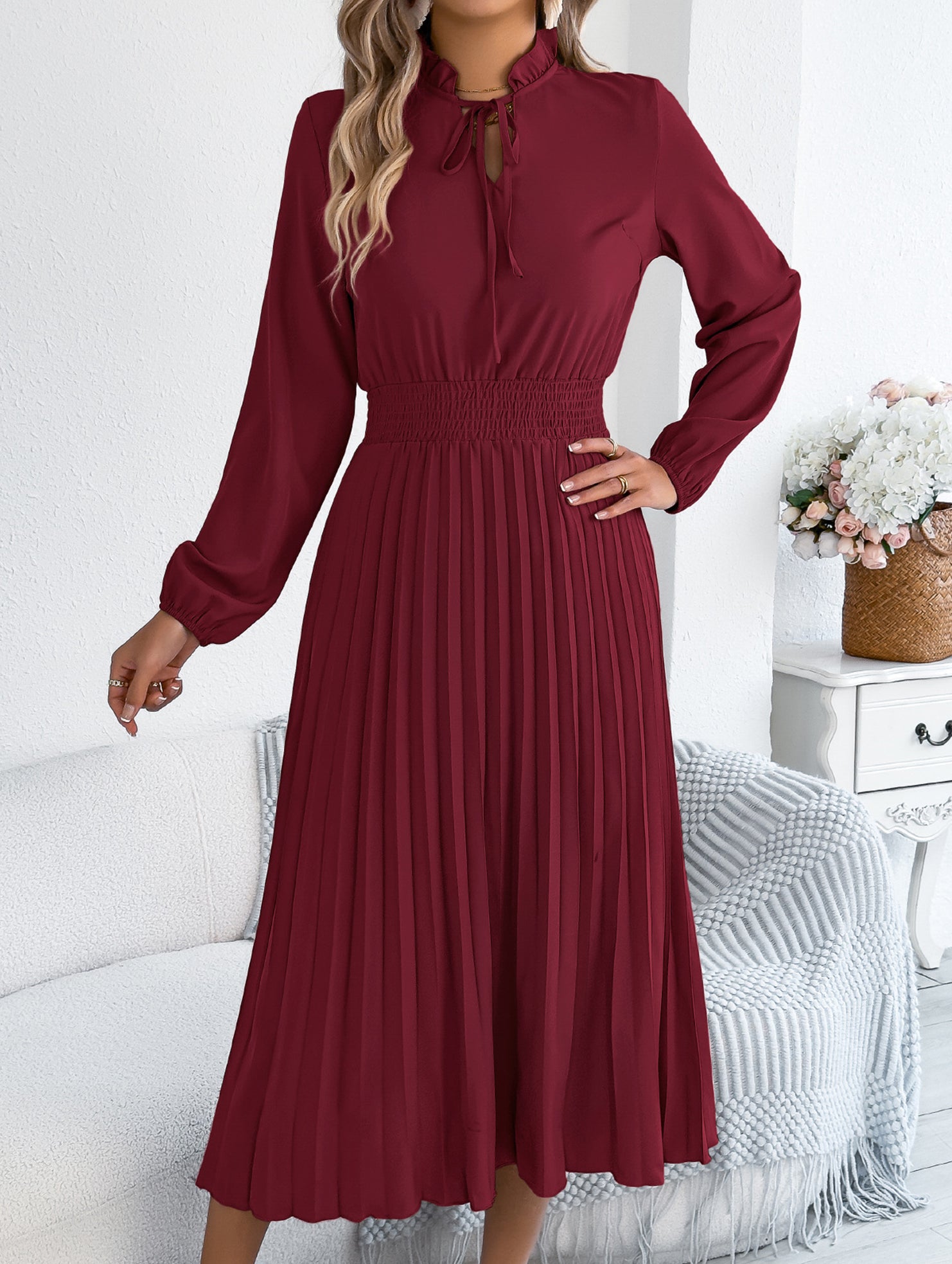 Tie Waist Lantern Sleeve Pleated Dress_CWDMD02372