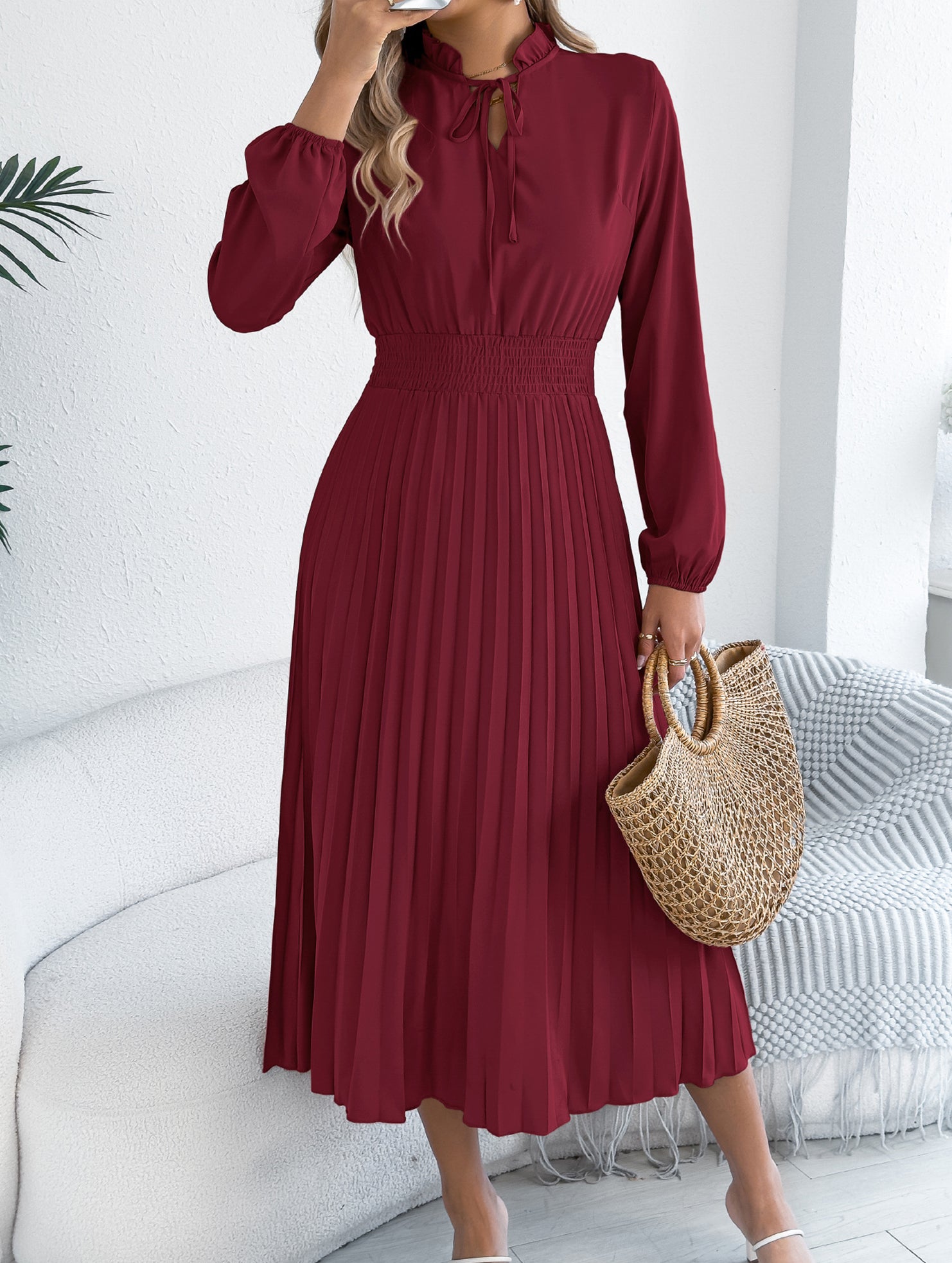 Tie Waist Lantern Sleeve Pleated Dress_CWDMD02372