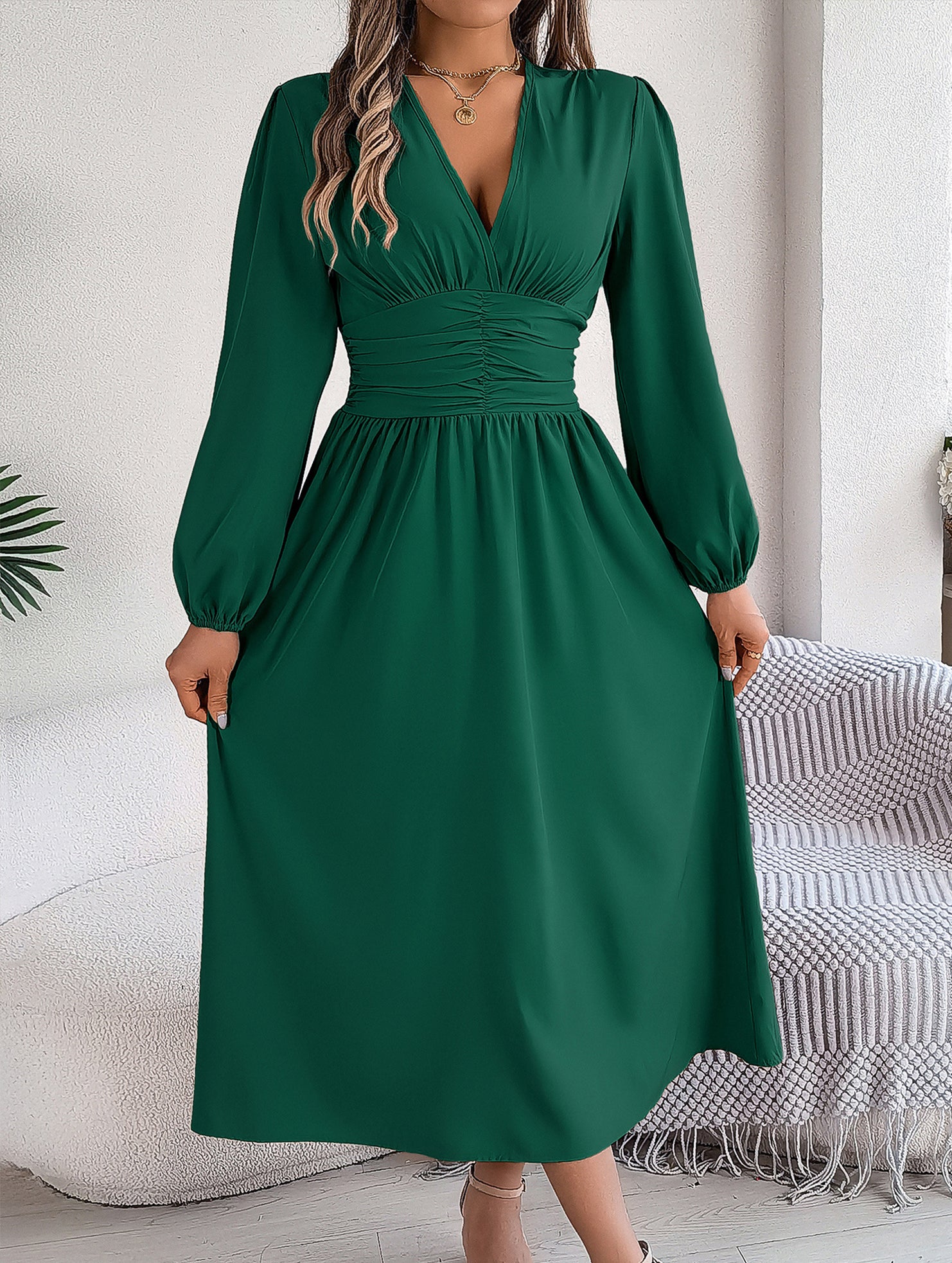 Solid V Neck Slit Long Sleeve Dress_CWDMD02374