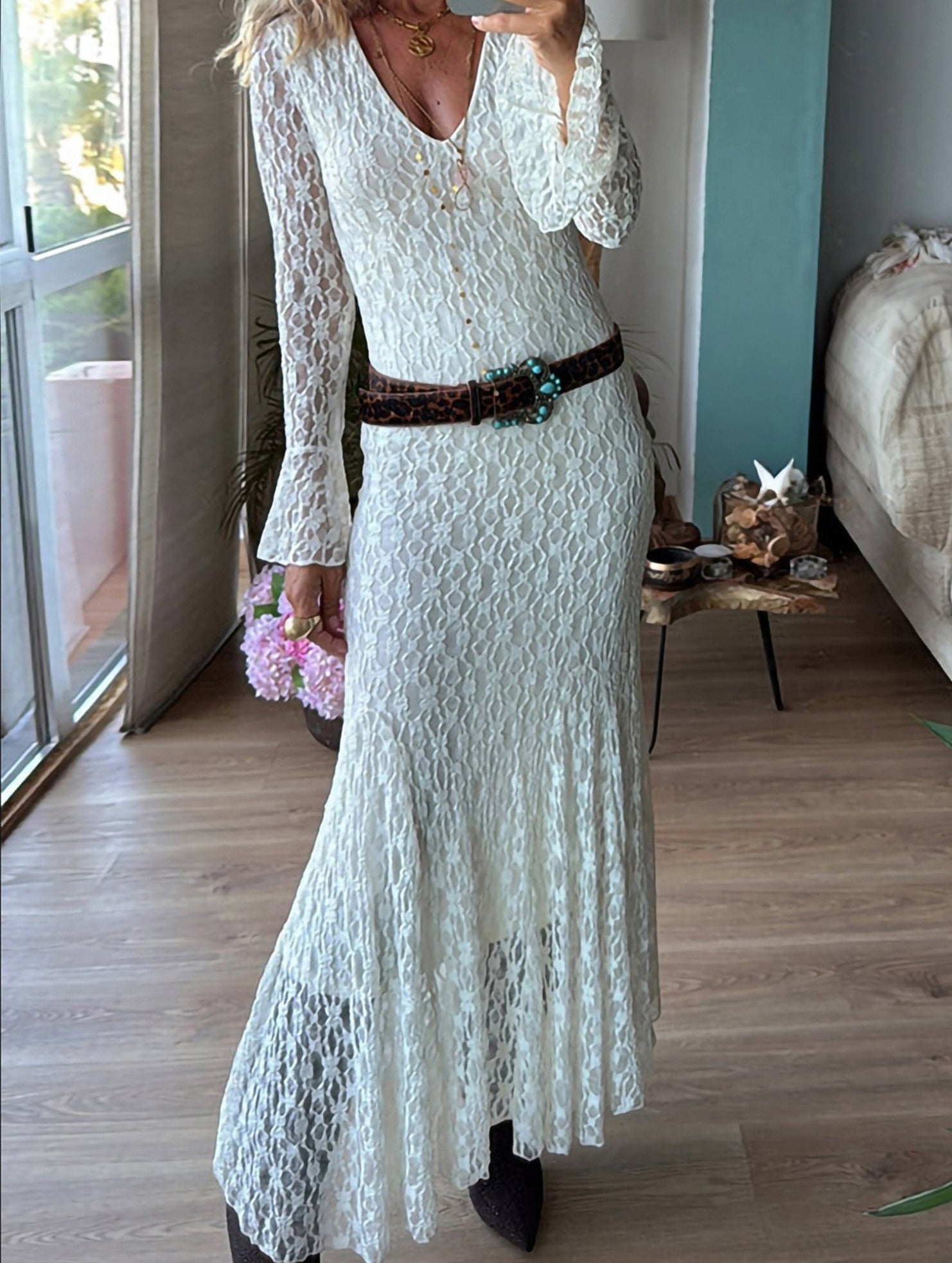 Lace Inner Flare Sleeve Slim Dress