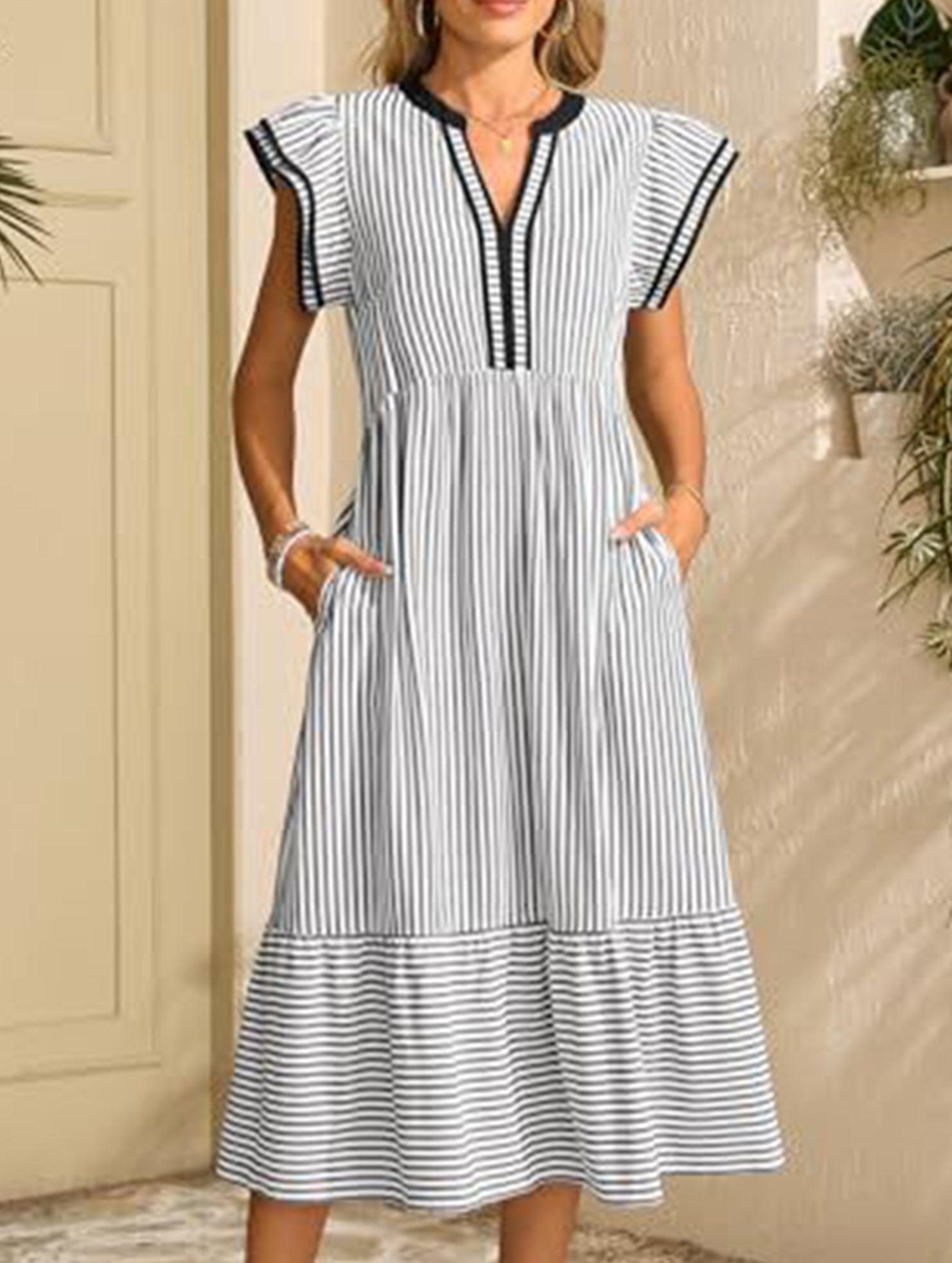 Colorblock Stripe Flutter Sleeve Dress_CWDMD02891