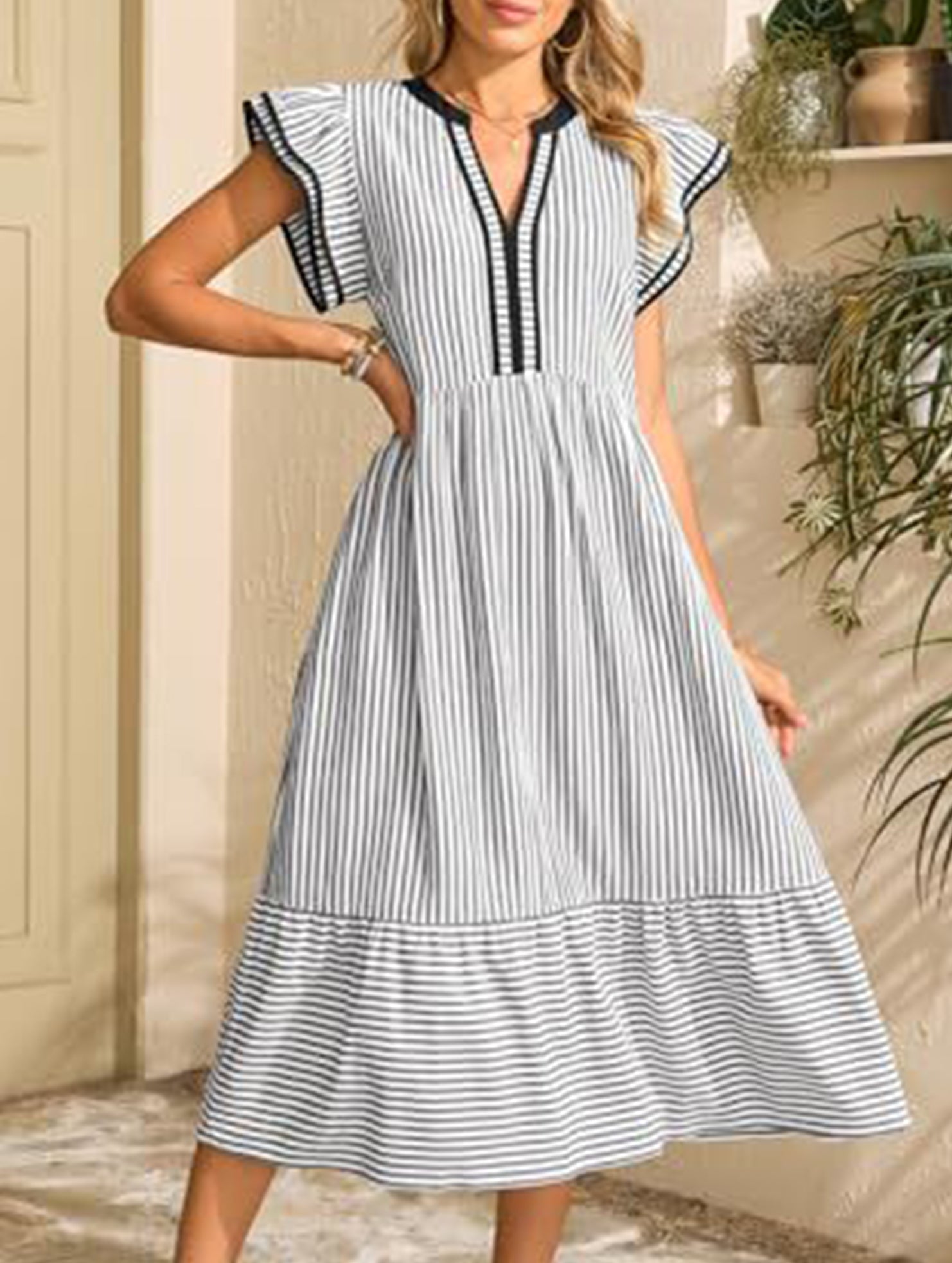 Colorblock Stripe Flutter Sleeve Dress_CWDMD02891