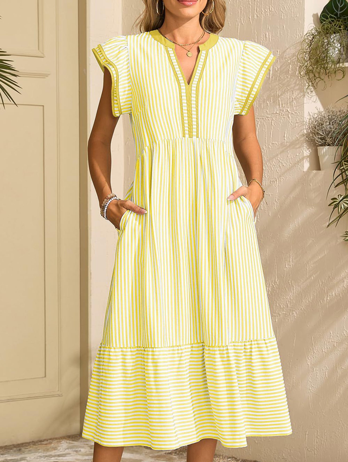 Colorblock Stripe Flutter Sleeve Dress_CWDMD02891