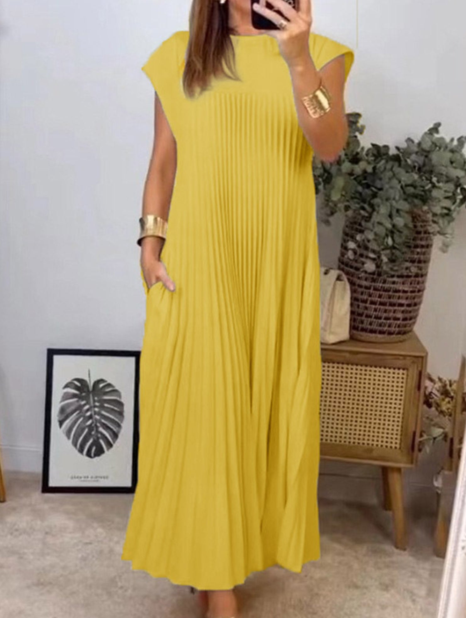 Elegant fashion round neck sleeveless pleated long dress-CWDMD2182