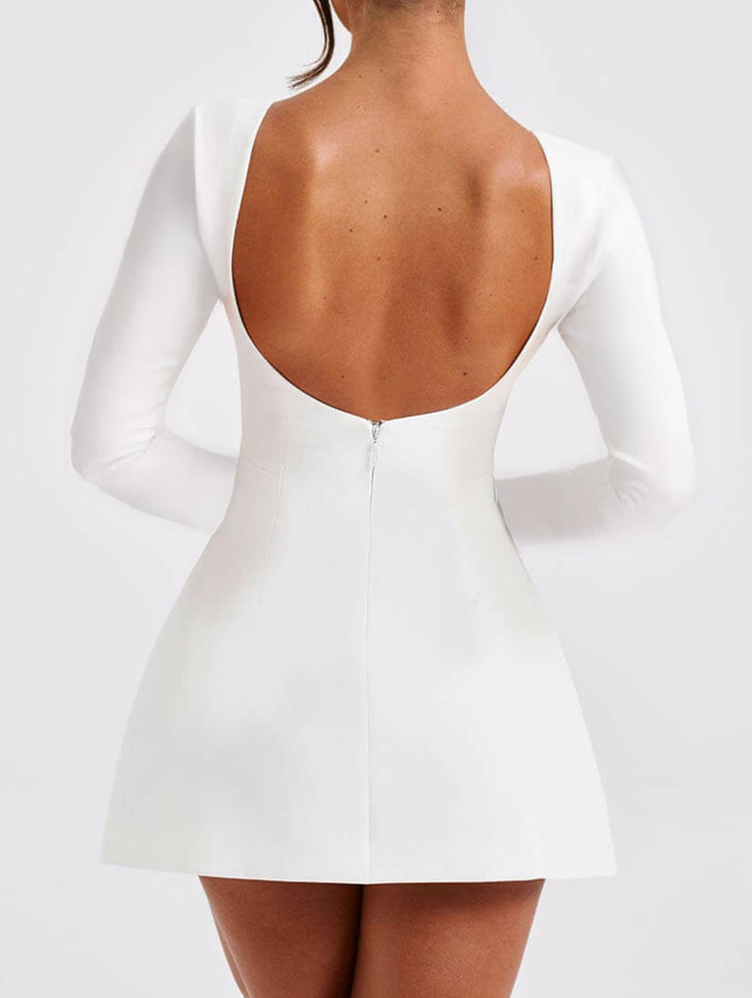 Solid color long-sleeved mini dress