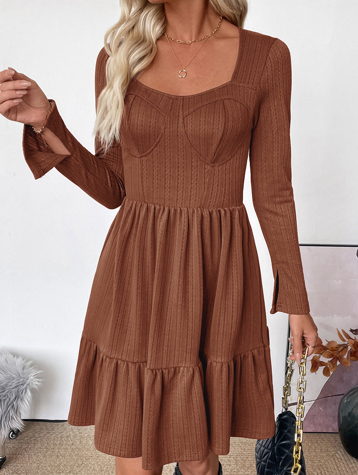 Retro style waist-length square neck A-line dress