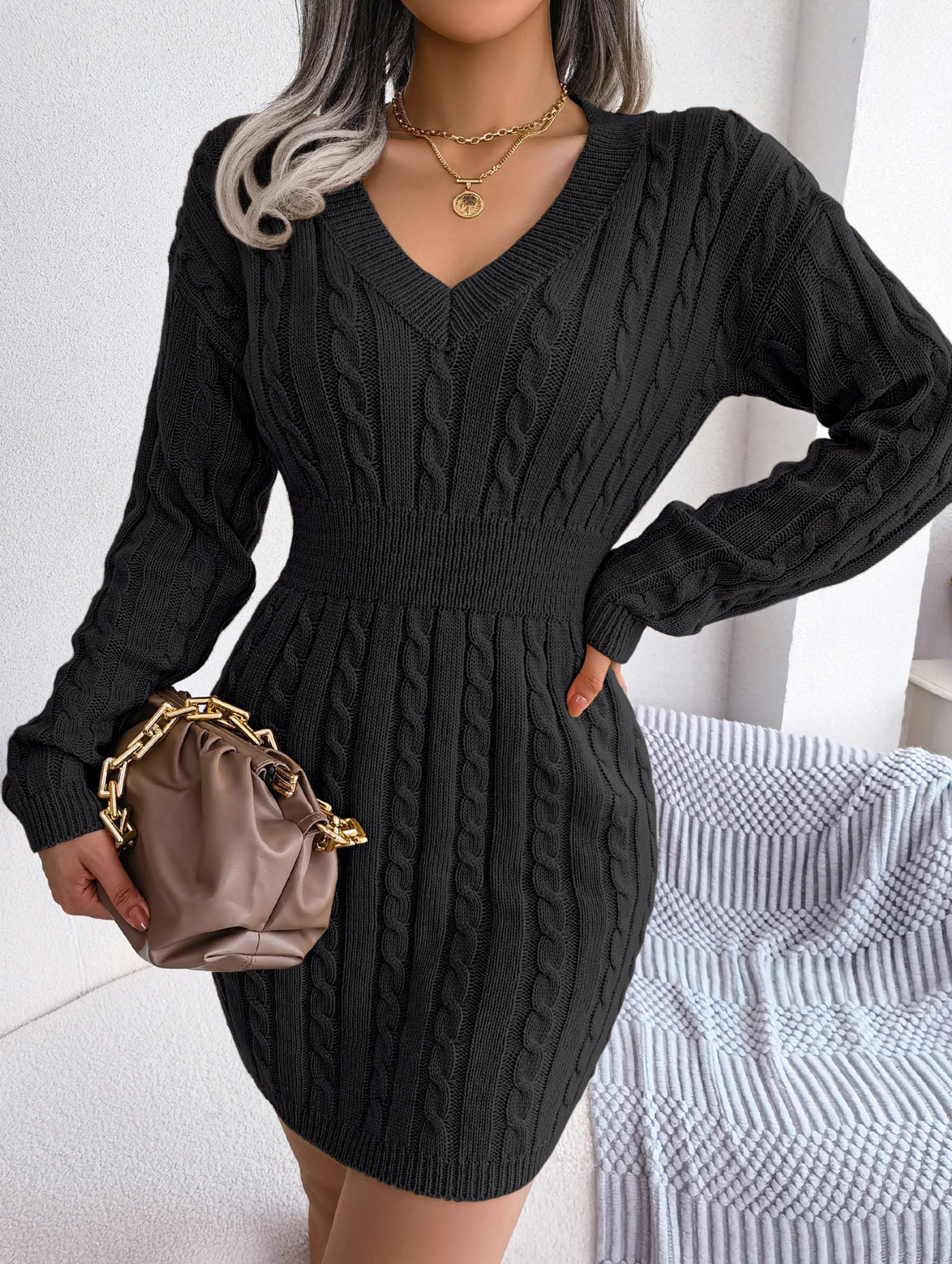 Fashionable waist-hugging cable-knitted hip dress