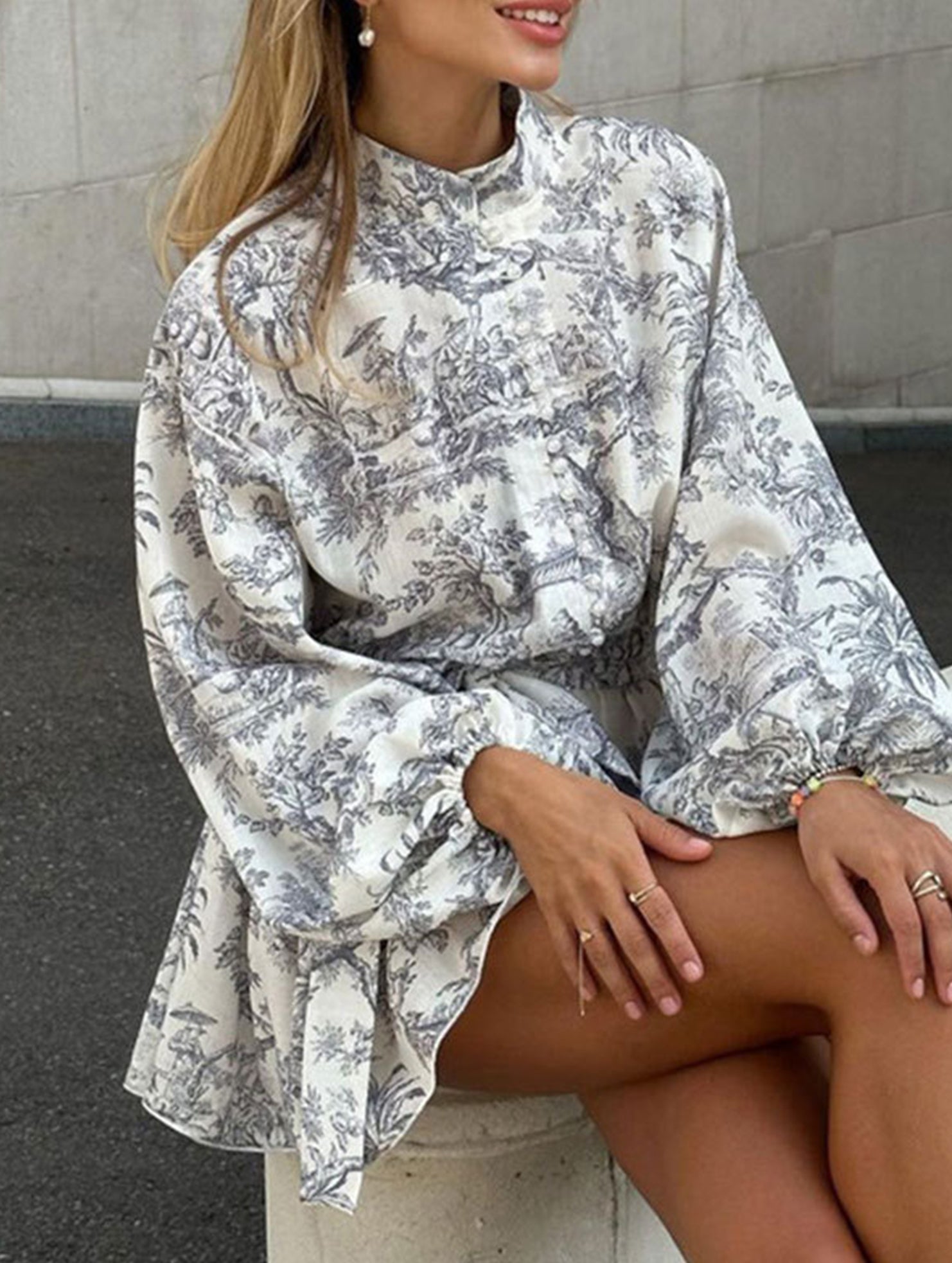 Retro lace-up print dress