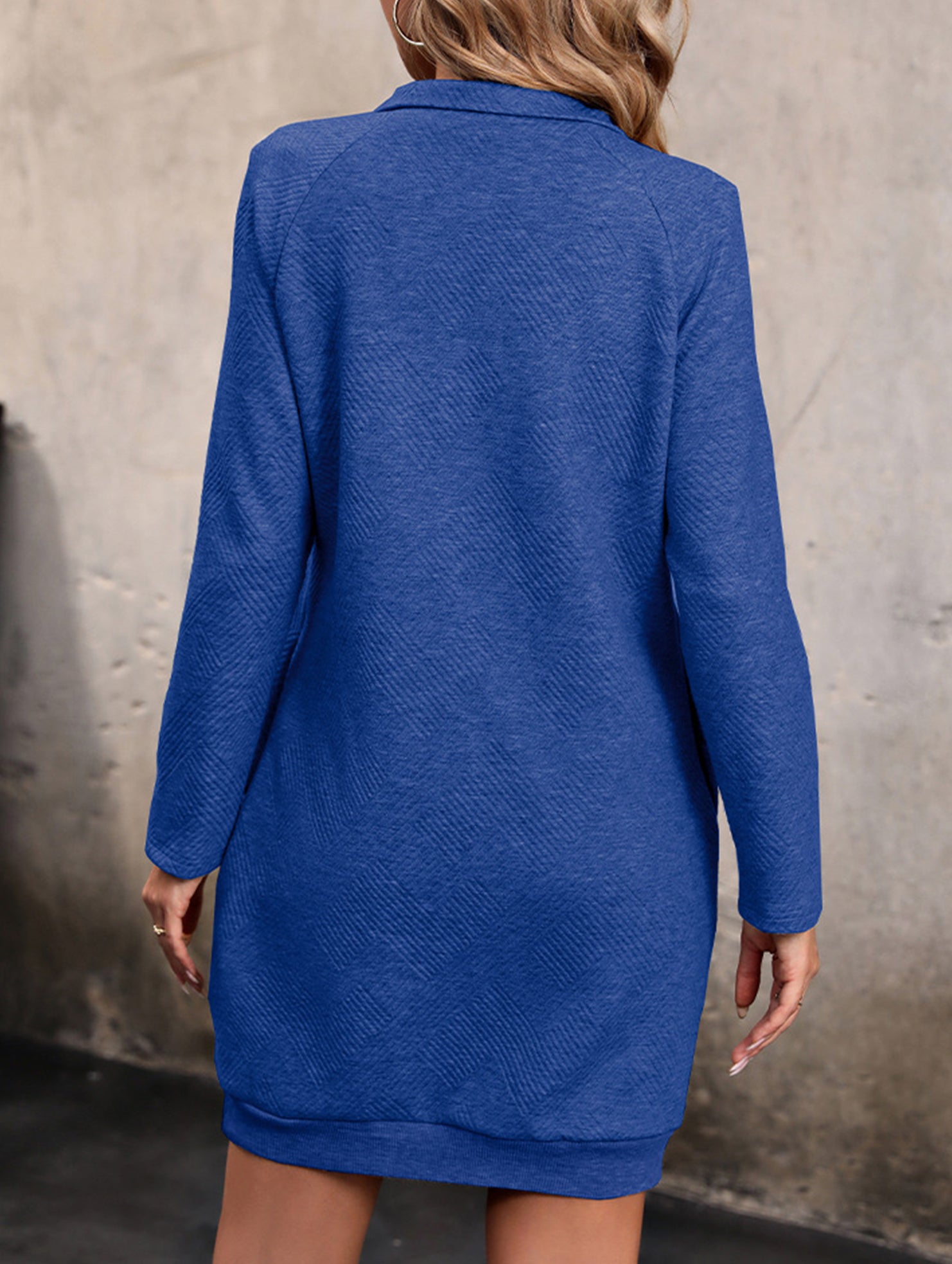 Long-sleeved solid color sweatshirt dress