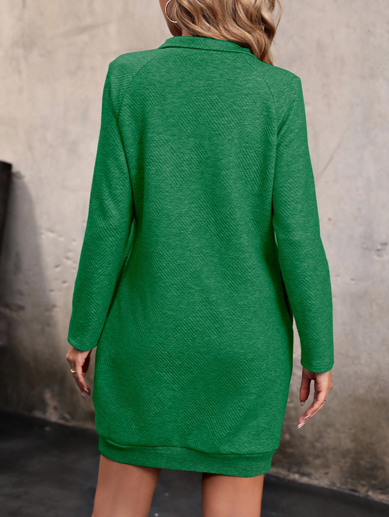 Long-sleeved solid color sweatshirt dress