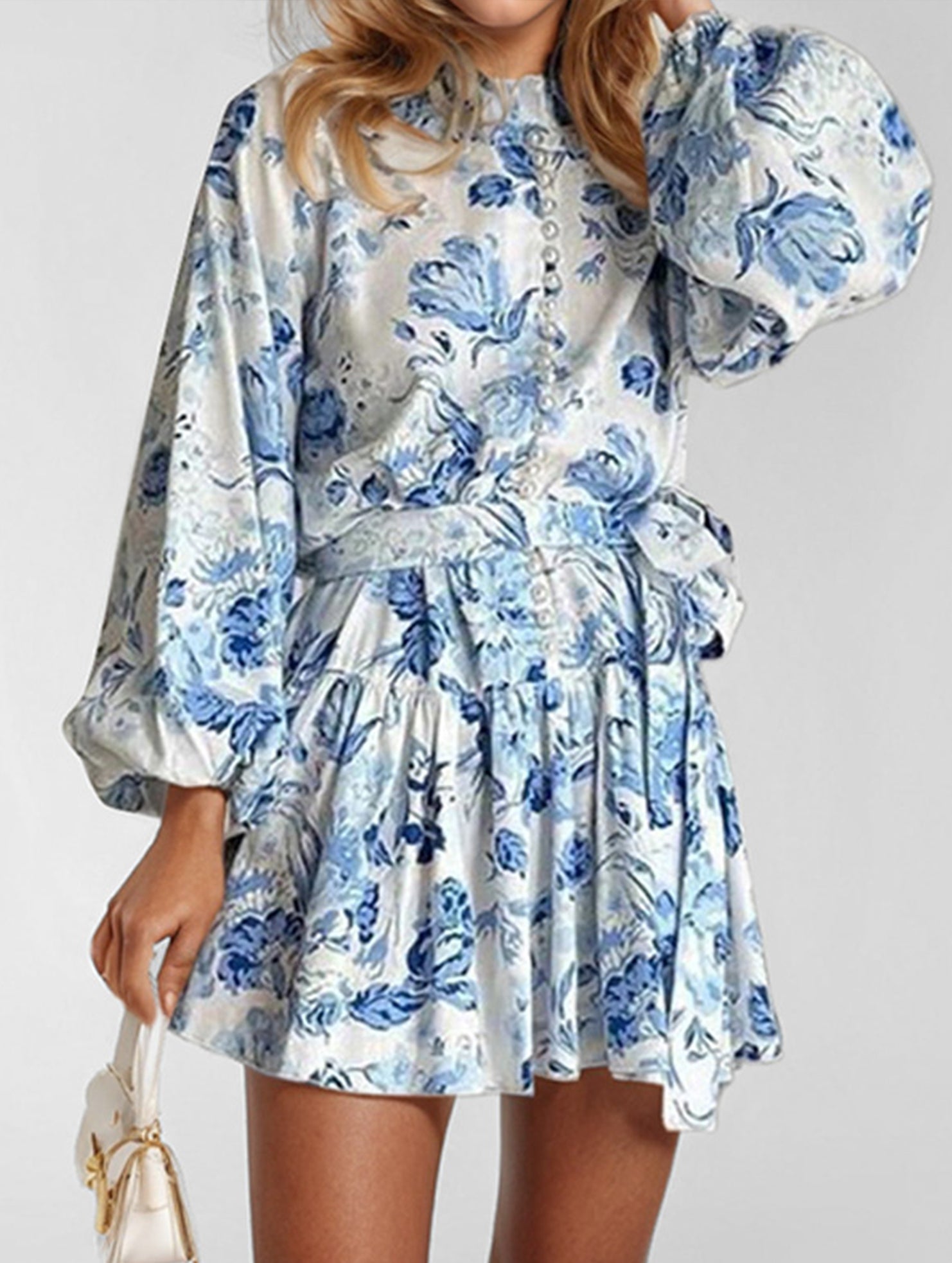 Fashionable long-sleeved tie-print dress