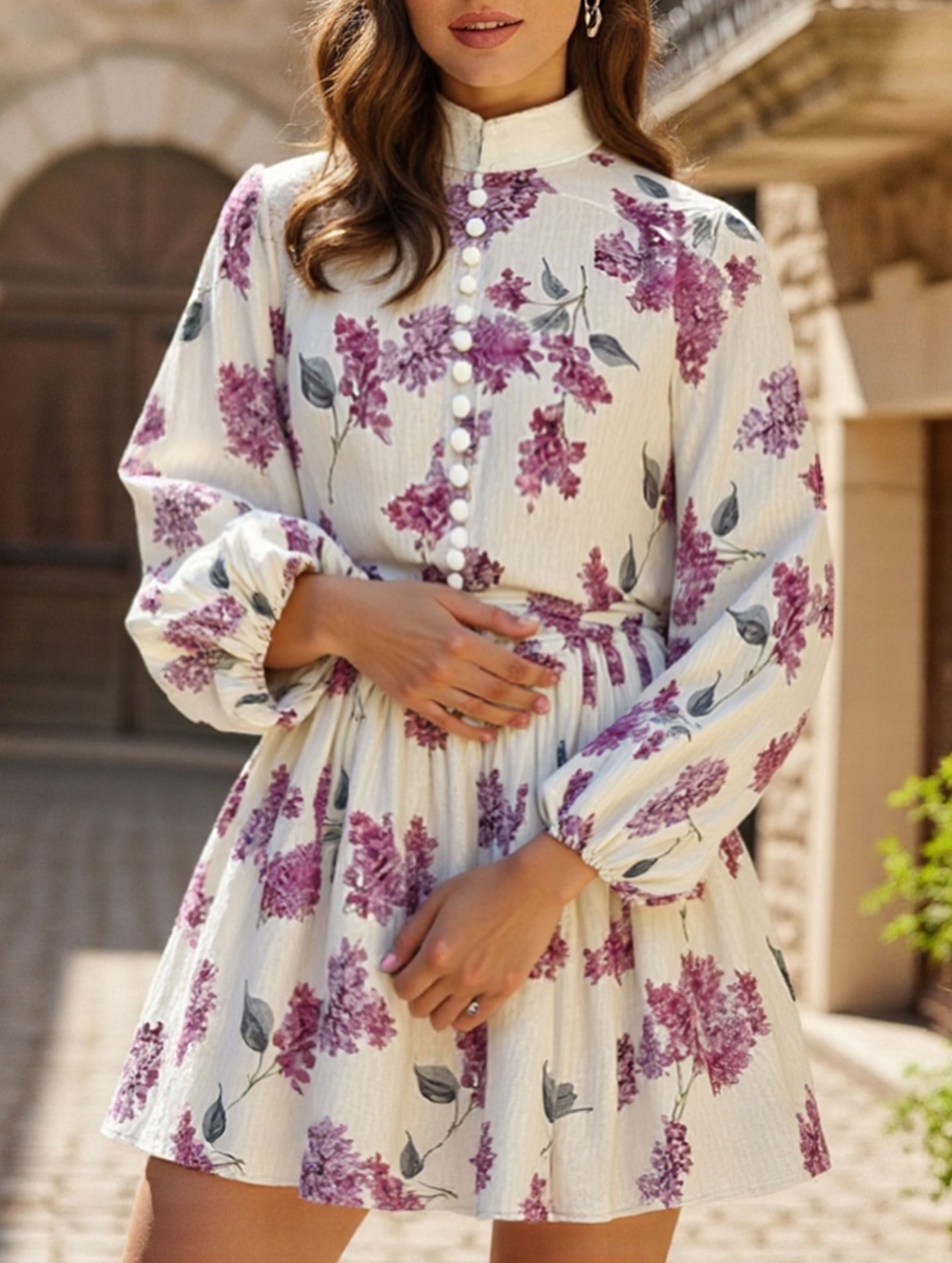 Fashionable long-sleeved tie-print dress