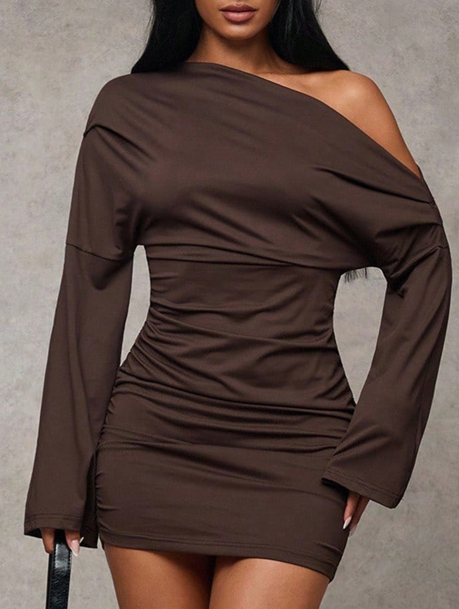 Sexy asymmetrical off-shoulder dress