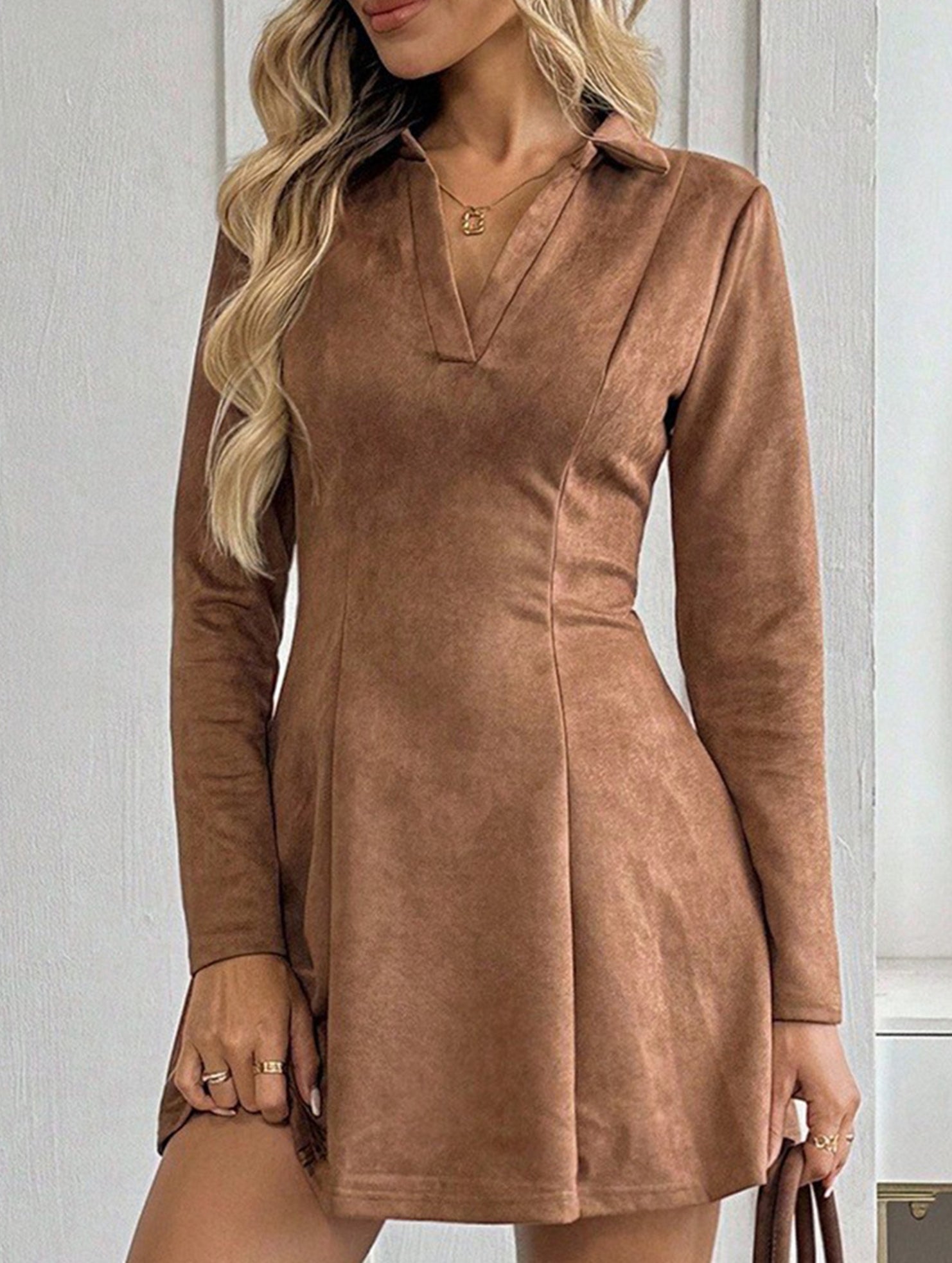 Solid color fitted waist long sleeve lapel dress