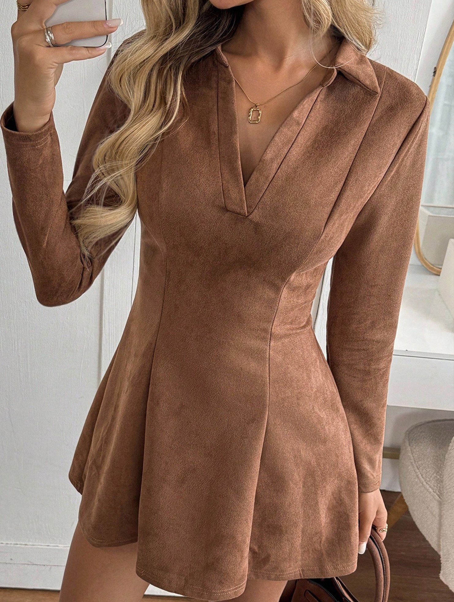 Solid color fitted waist long sleeve lapel dress