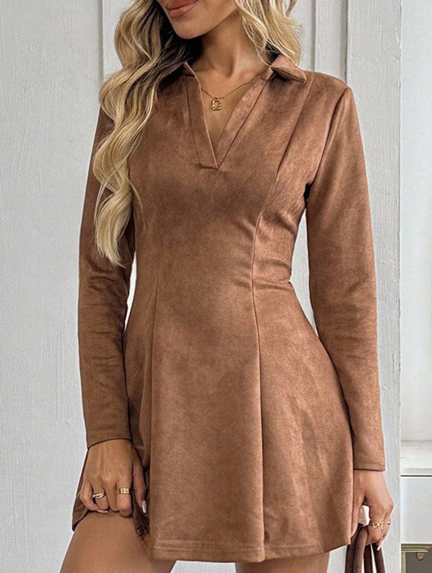 Solid color fitted waist long sleeve lapel dress