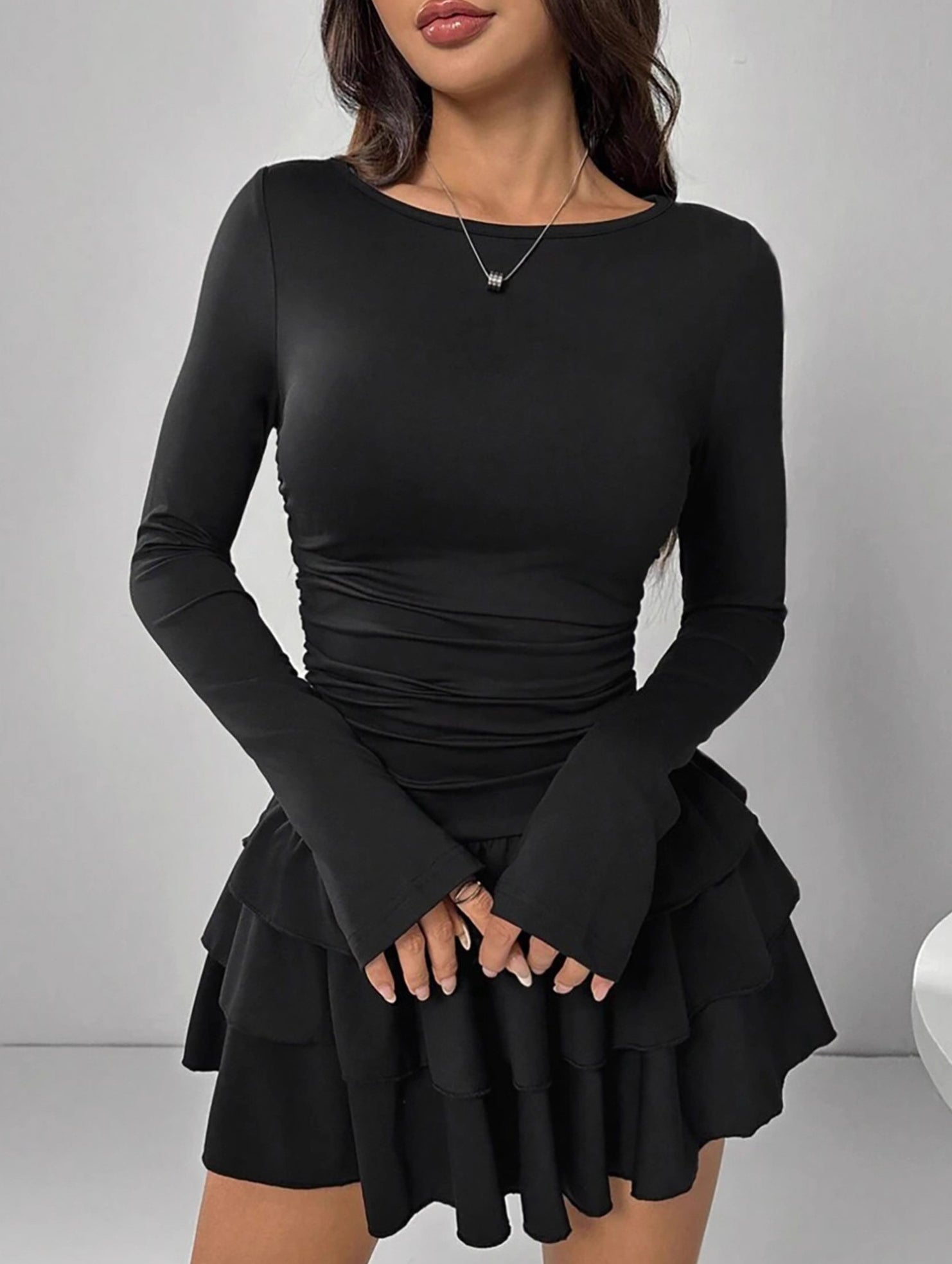 Slim-fit, flattering long-sleeved dress for women_CWDSD11332