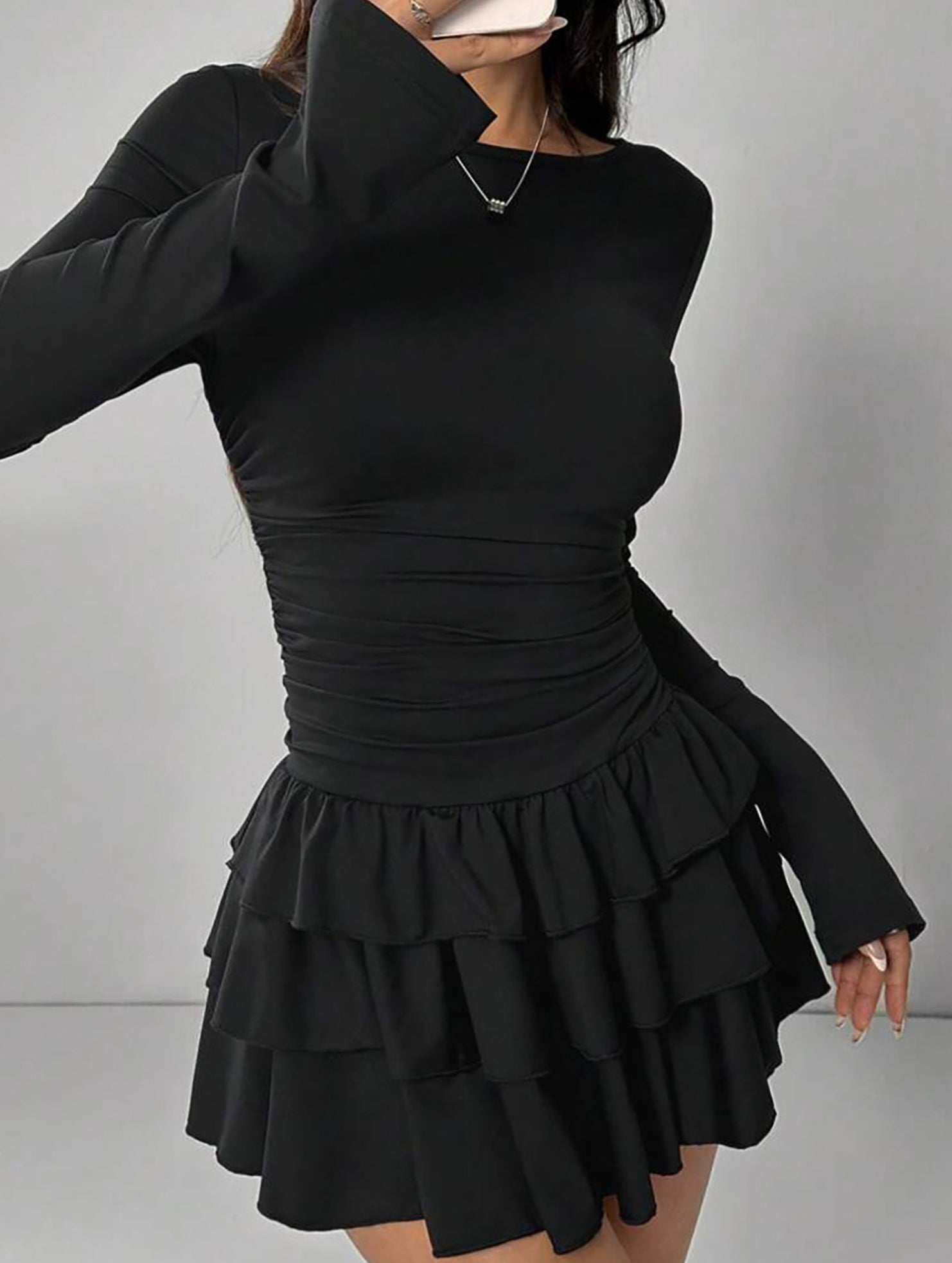 Slim-fit, flattering long-sleeved dress for women_CWDSD11332
