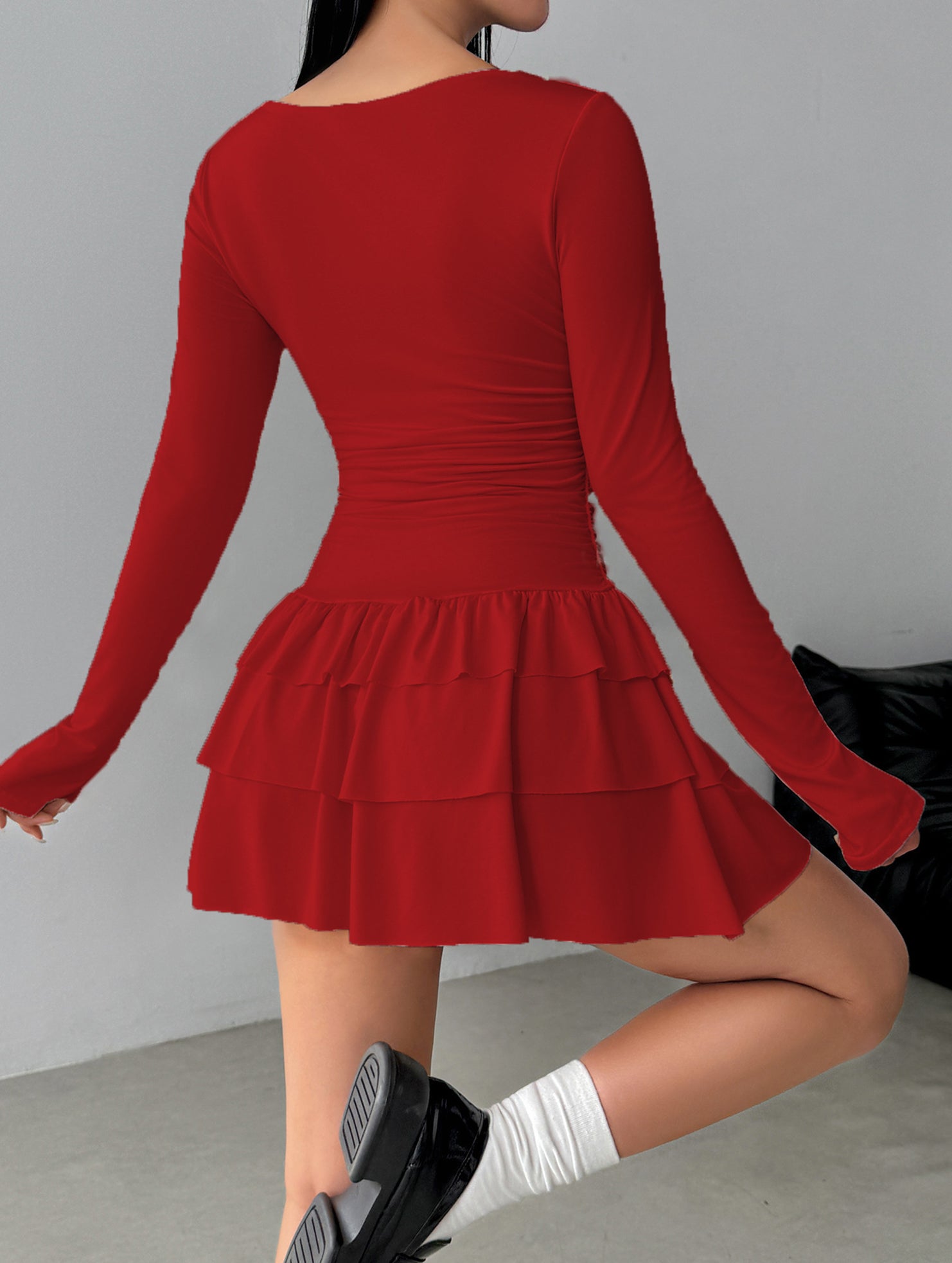 Slim-fit, flattering long-sleeved dress for women_CWDSD11332