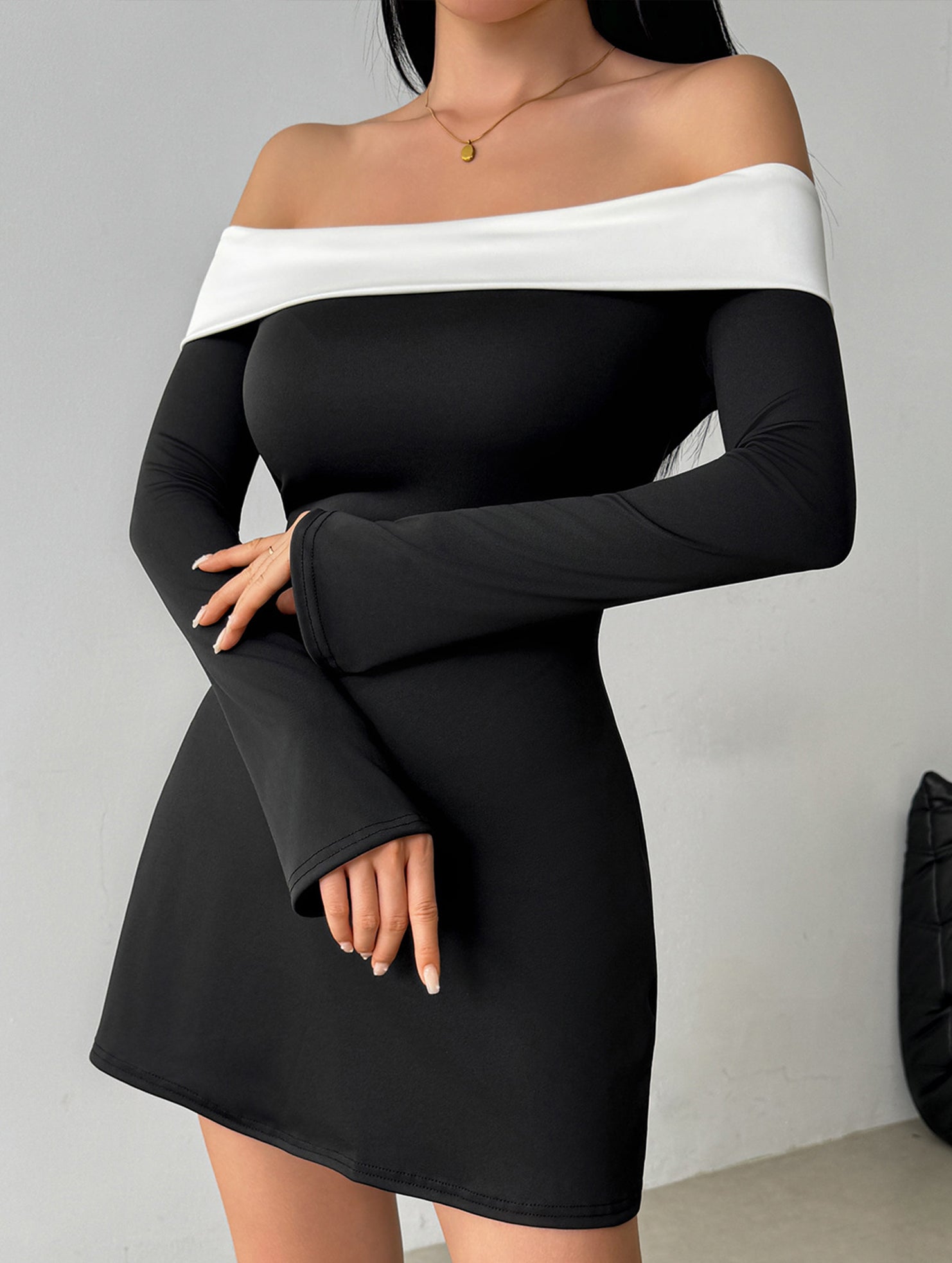Women's off-shoulder bell sleeve dress_CWDSD11336