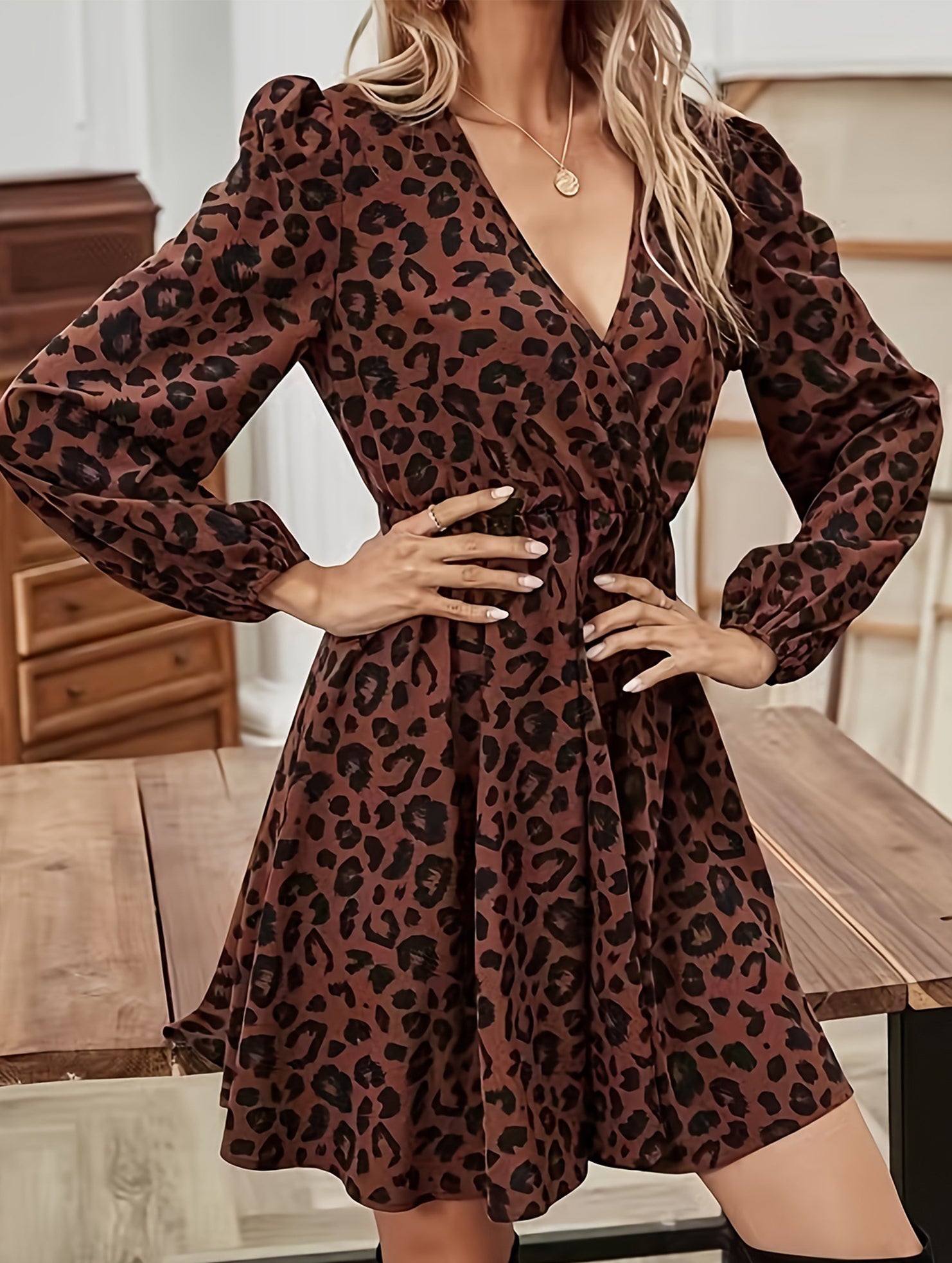 Long-sleeved, elastic-waisted leopard print dress