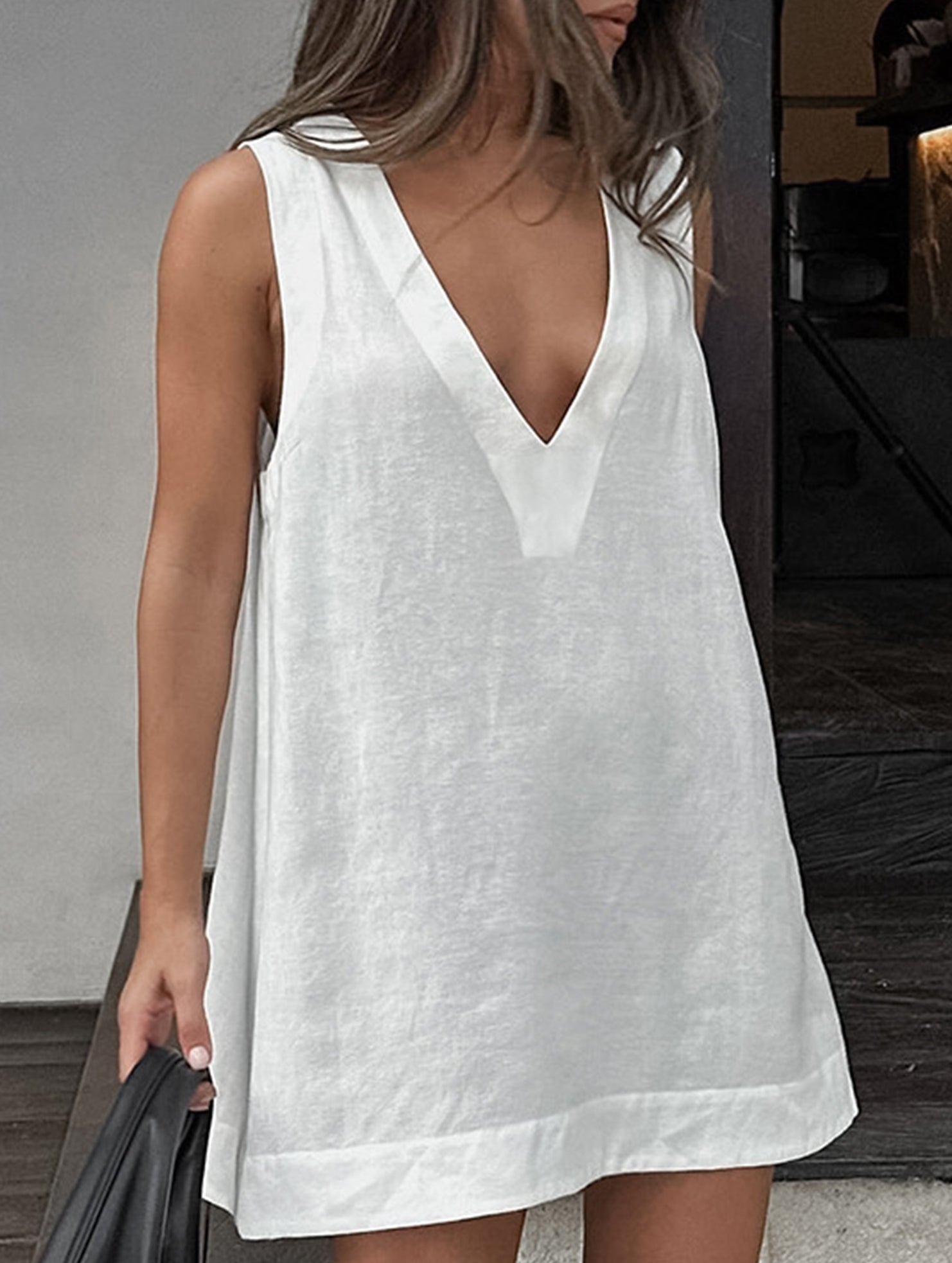 Deep V sexy sleeveless women's nightgown