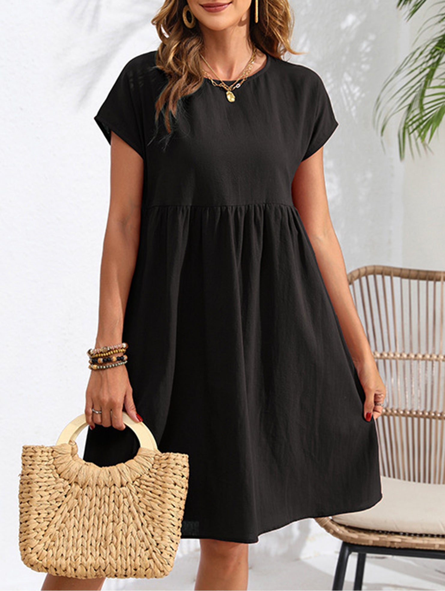 Summer chic round neck A-line dress with pockets