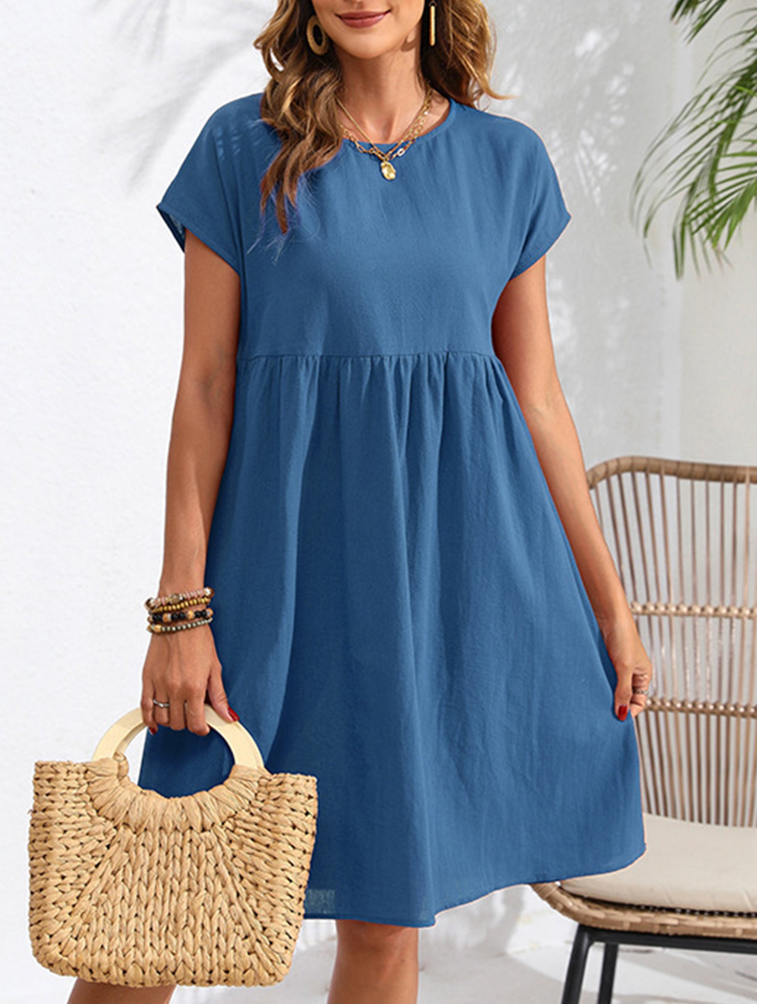 Summer chic round neck A-line dress with pockets