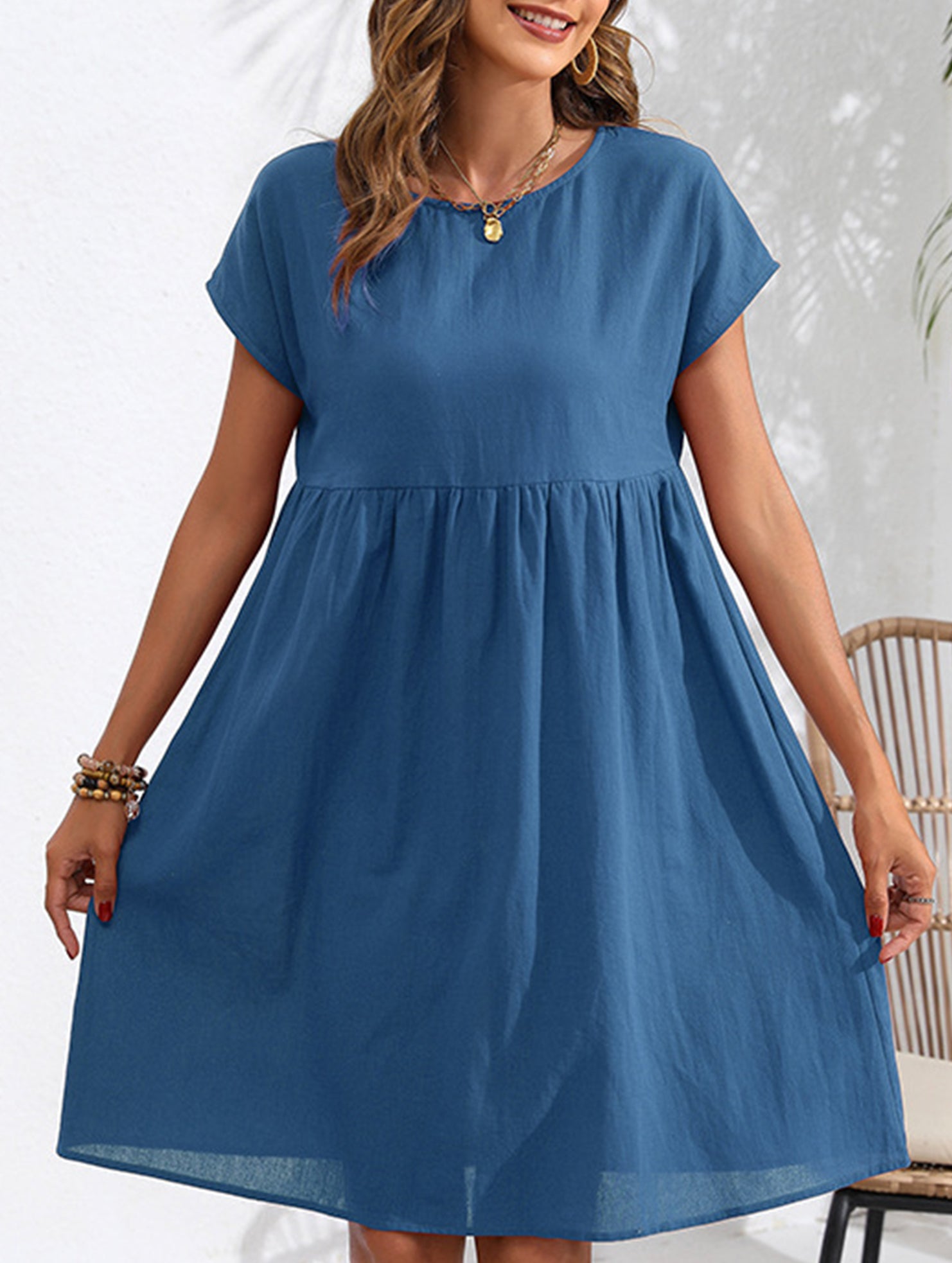 Summer chic round neck A-line dress with pockets