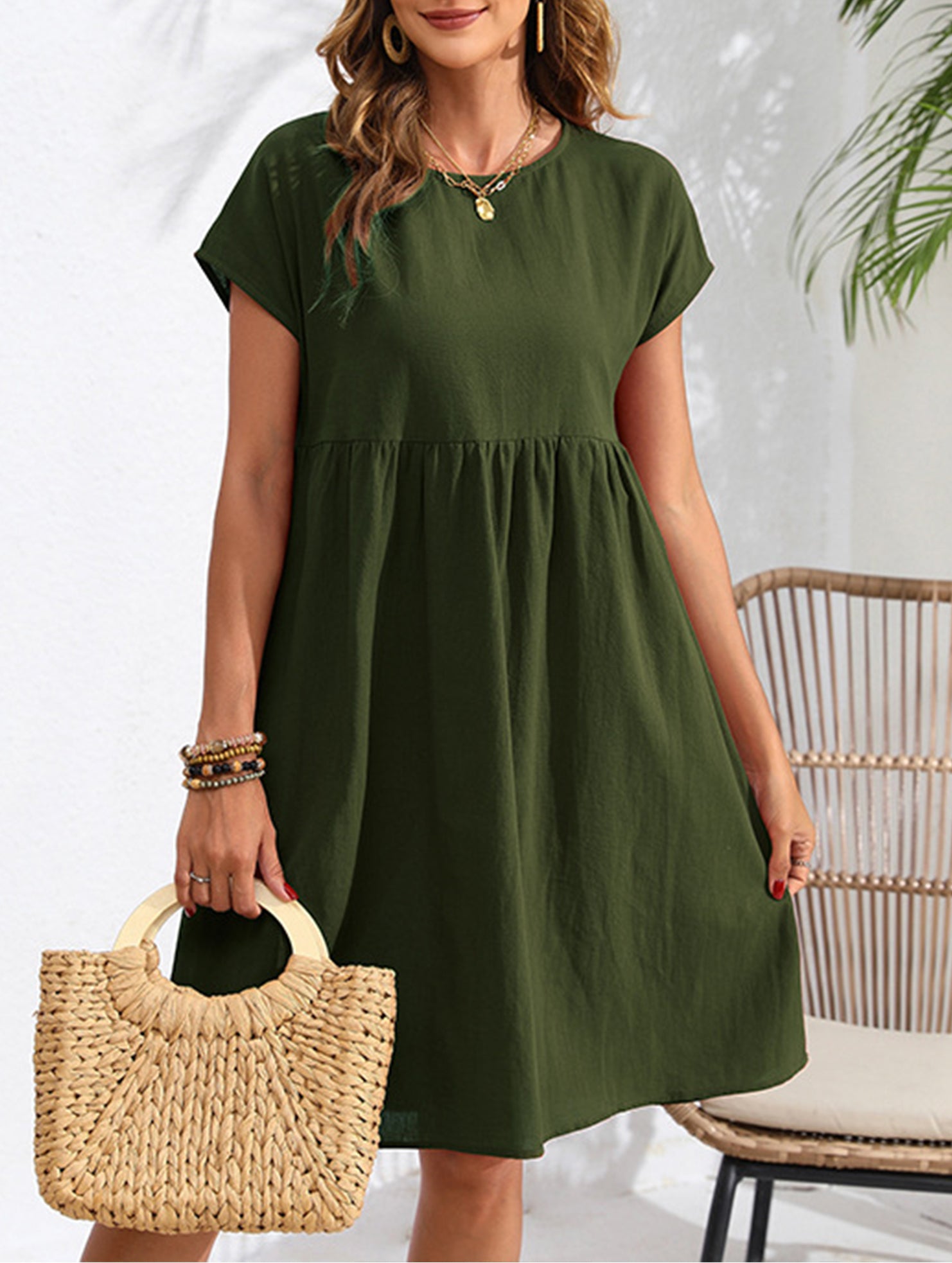 Summer chic round neck A-line dress with pockets