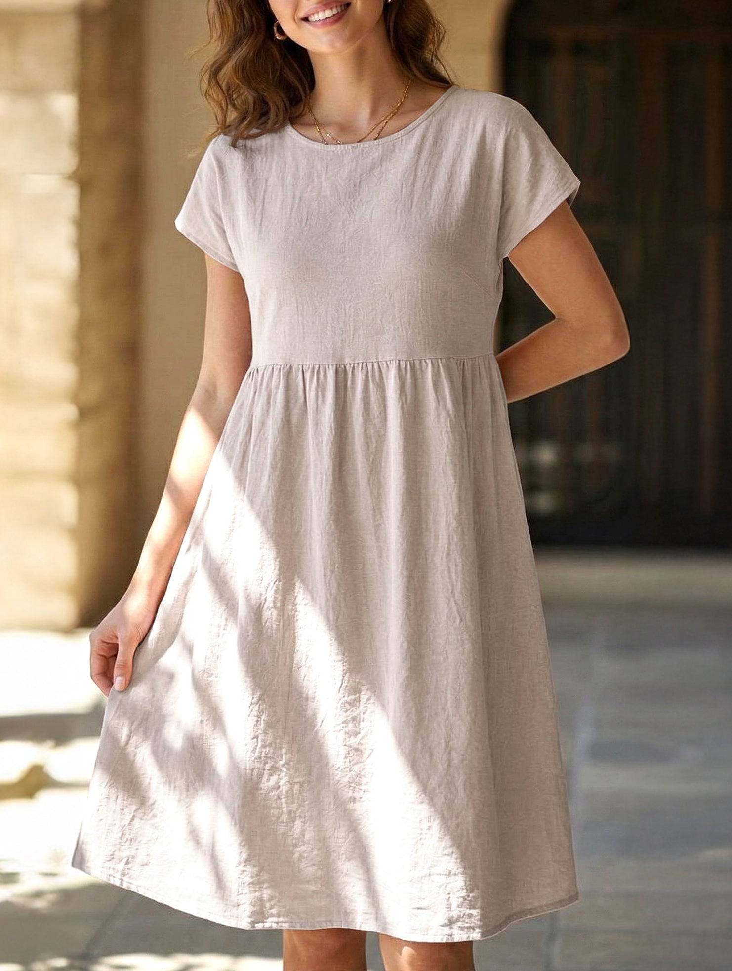 Summer chic round neck A-line dress with pockets