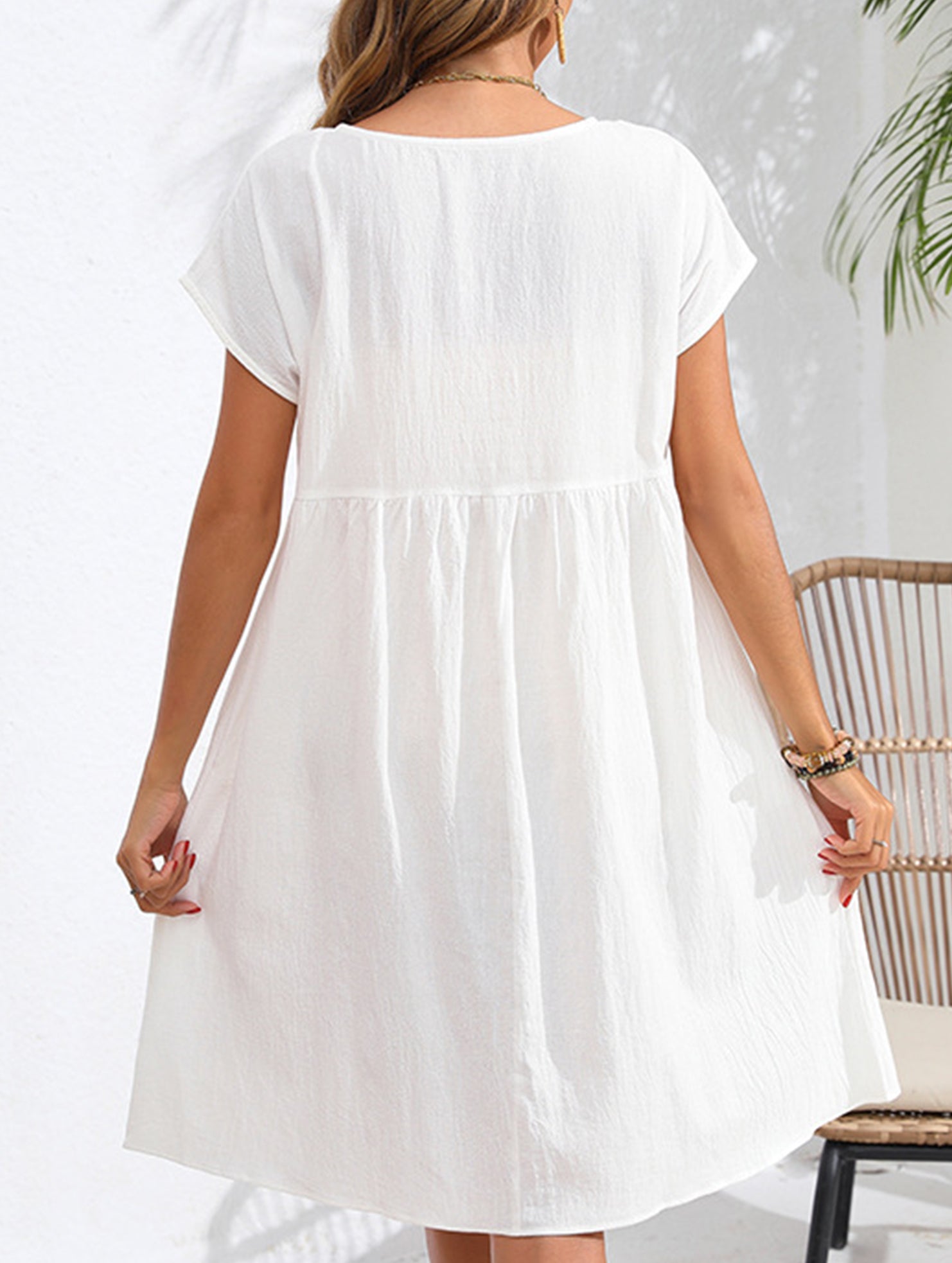 Summer chic round neck A-line dress with pockets