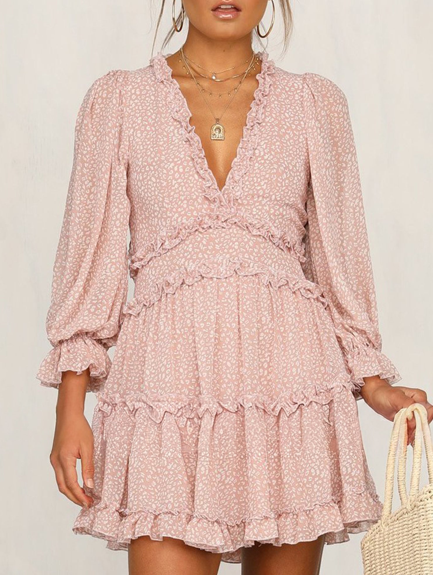 V-neck fitted waist puff sleeve chiffon dress