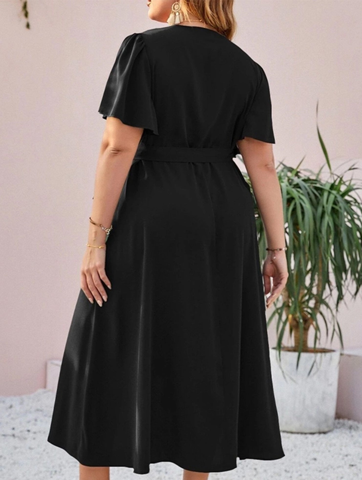 Large Size Black Slim Fit Dress with Slit