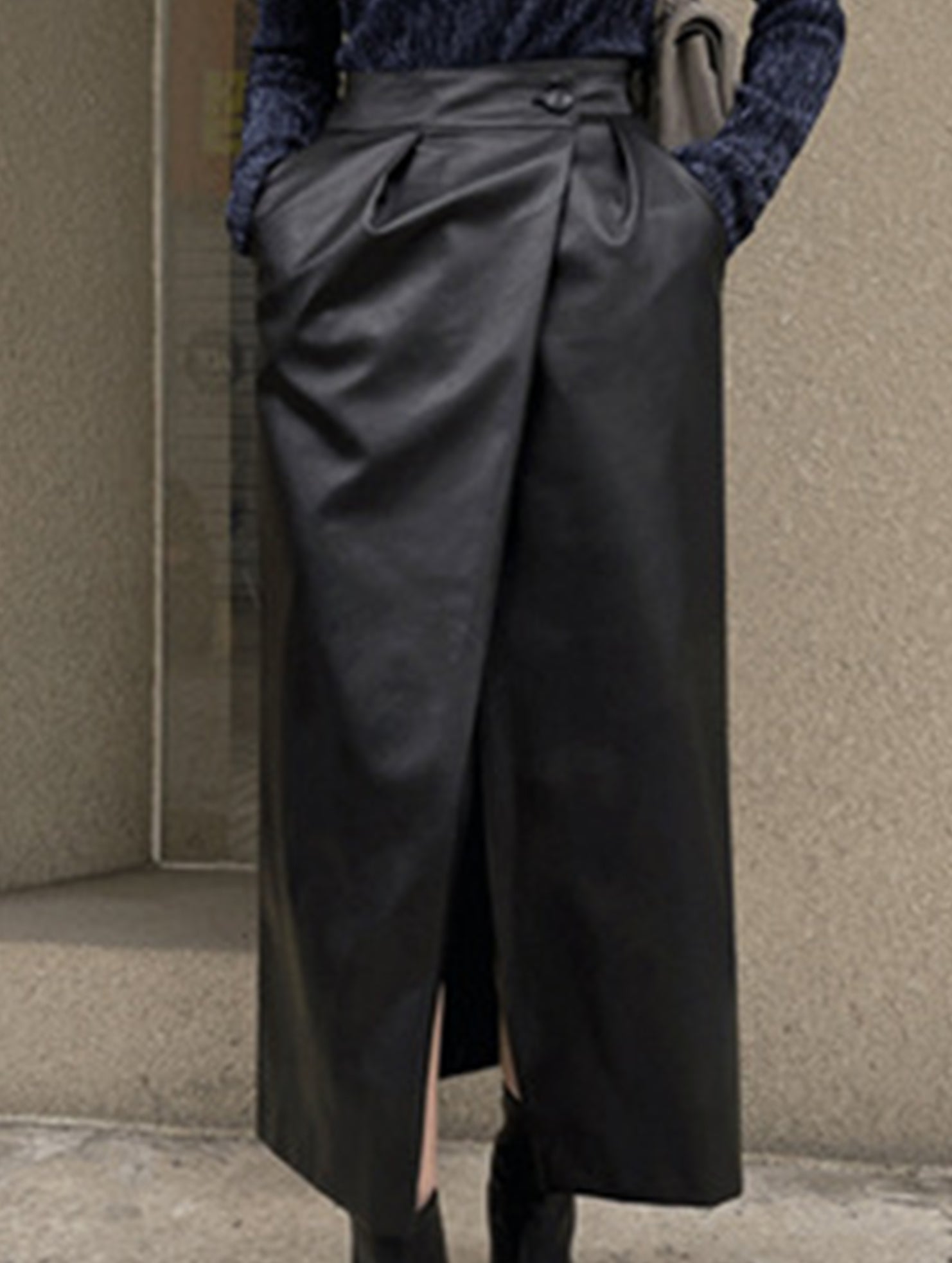 Women PU High Waist Slit Midi Skirt_CWDTD00549