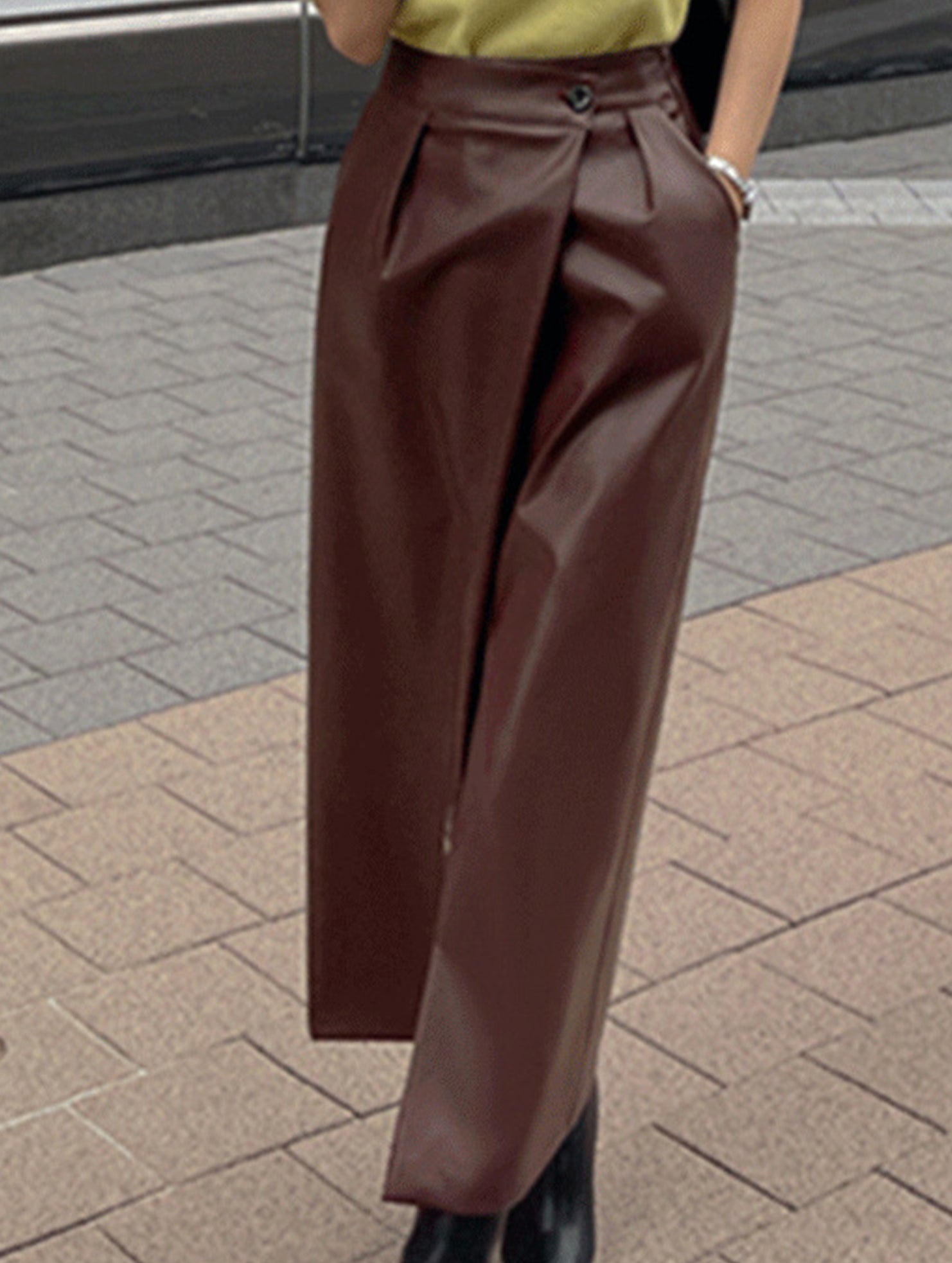 Women PU High Waist Slit Midi Skirt_CWDTD00549