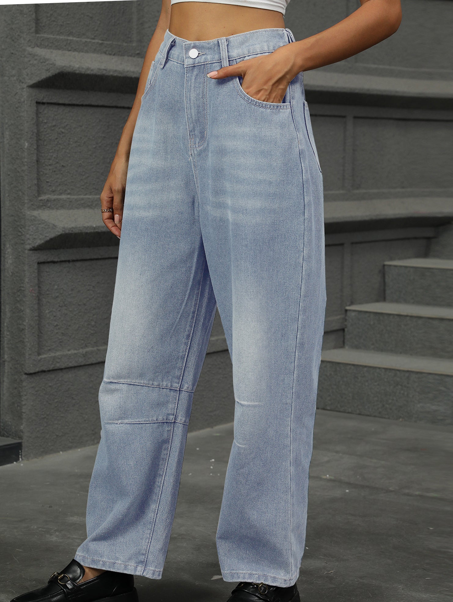 Washed loose-fitting cropped jeans